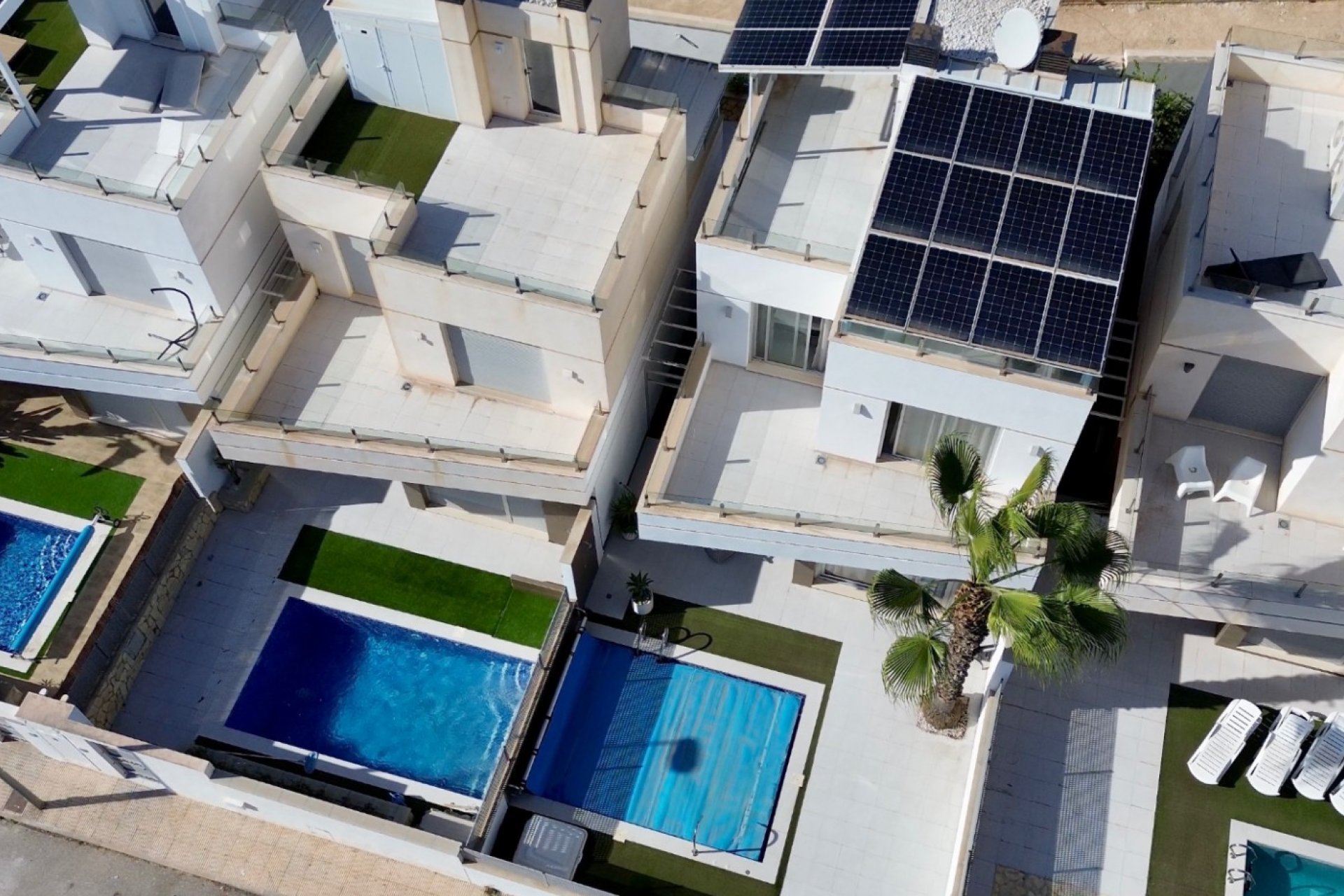 Resale - Villa * - Orihuela Costa * - Lomas de Cabo Roig *