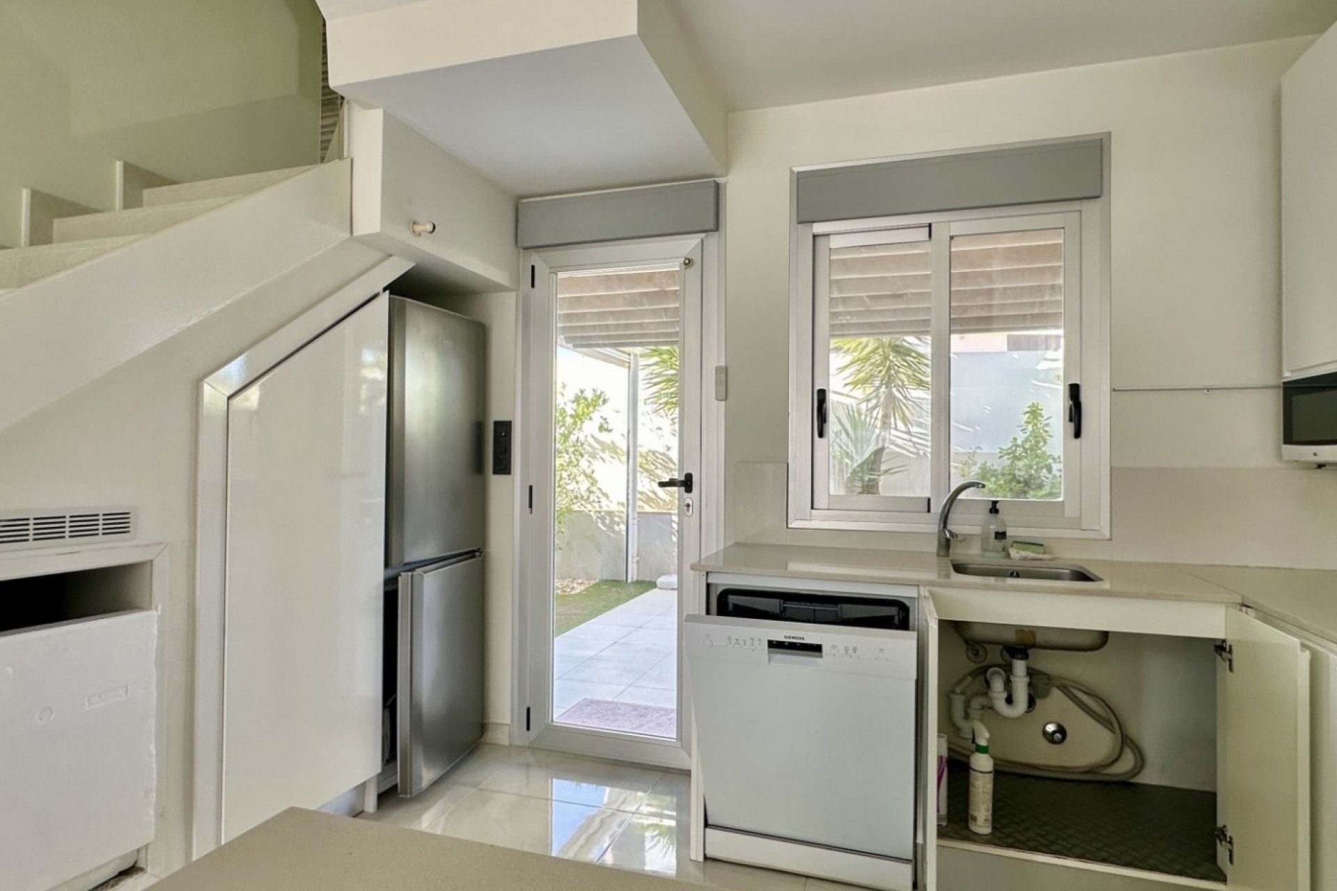 Resale - Villa * - Orihuela Costa * - Lomas de Cabo Roig *