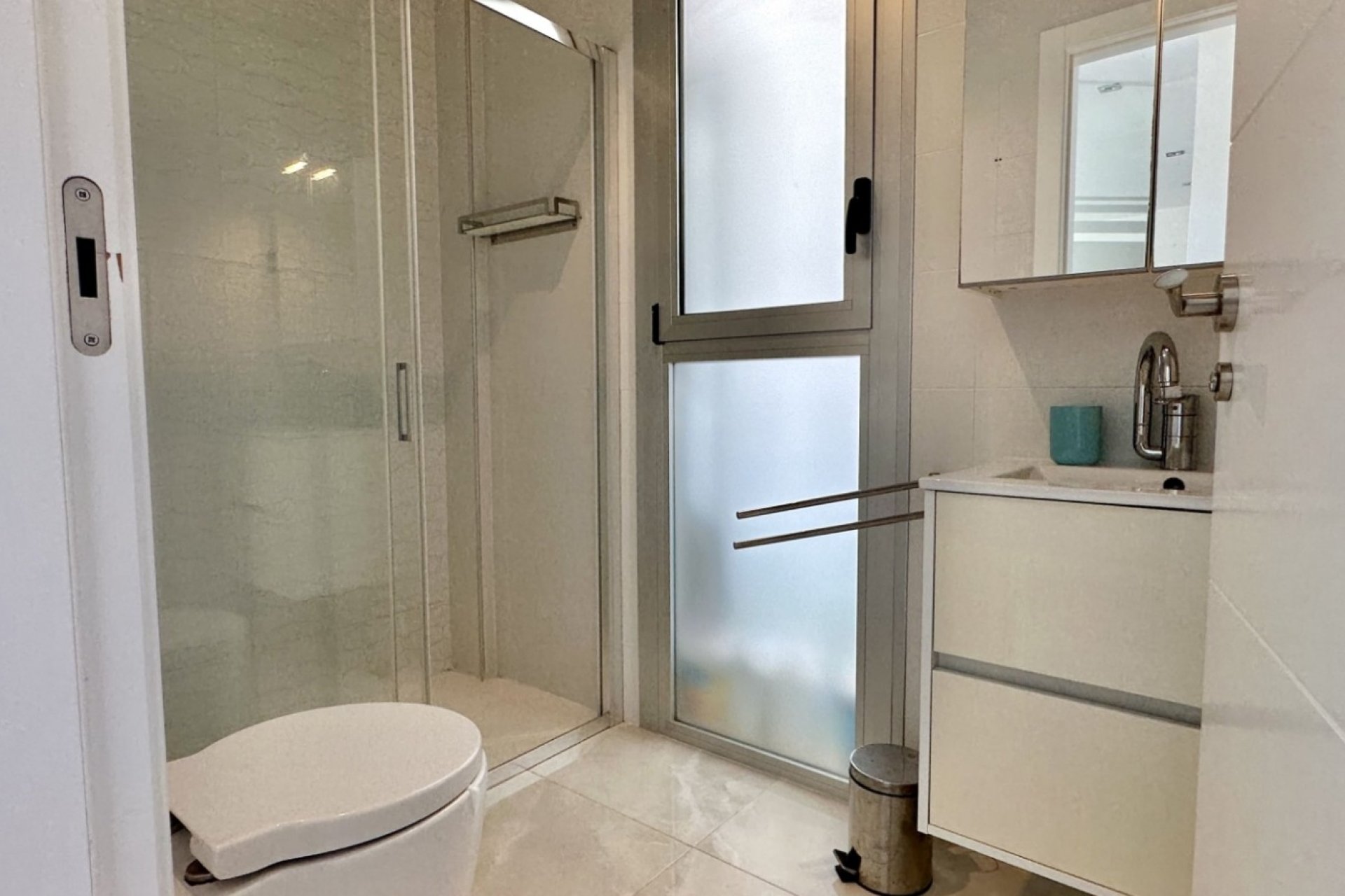 Resale - Villa * - Orihuela Costa * - Lomas de Cabo Roig *