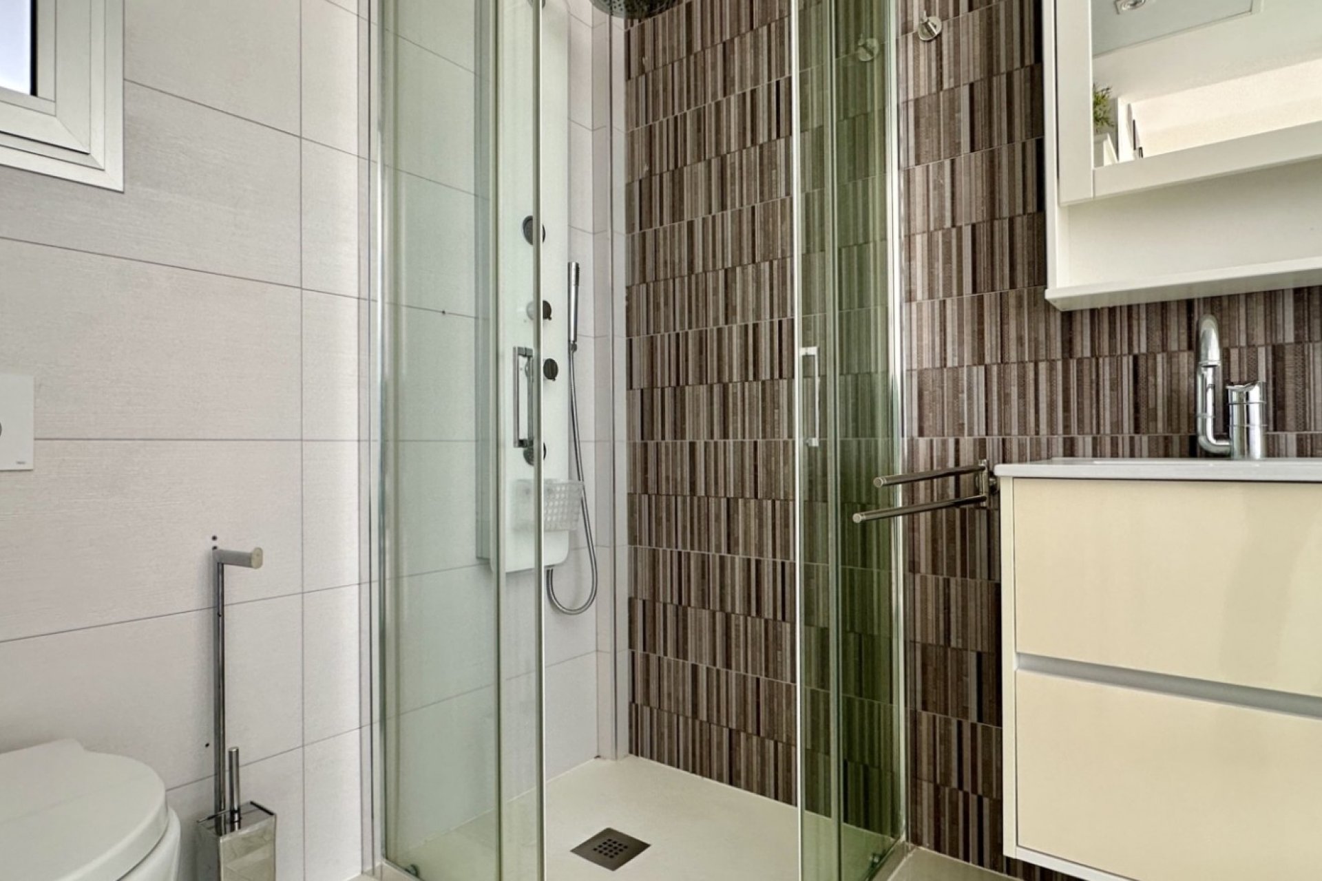 Resale - Villa * - Orihuela Costa * - Lomas de Cabo Roig *