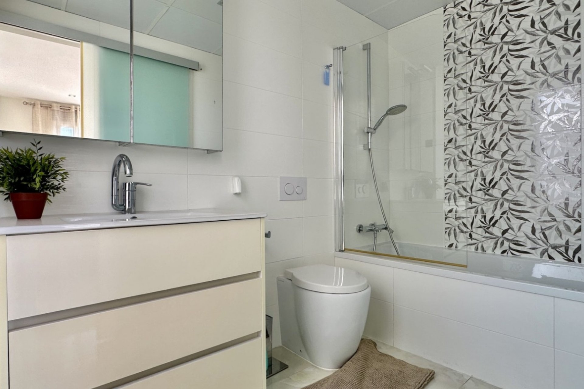 Resale - Villa * - Orihuela Costa * - Lomas de Cabo Roig *