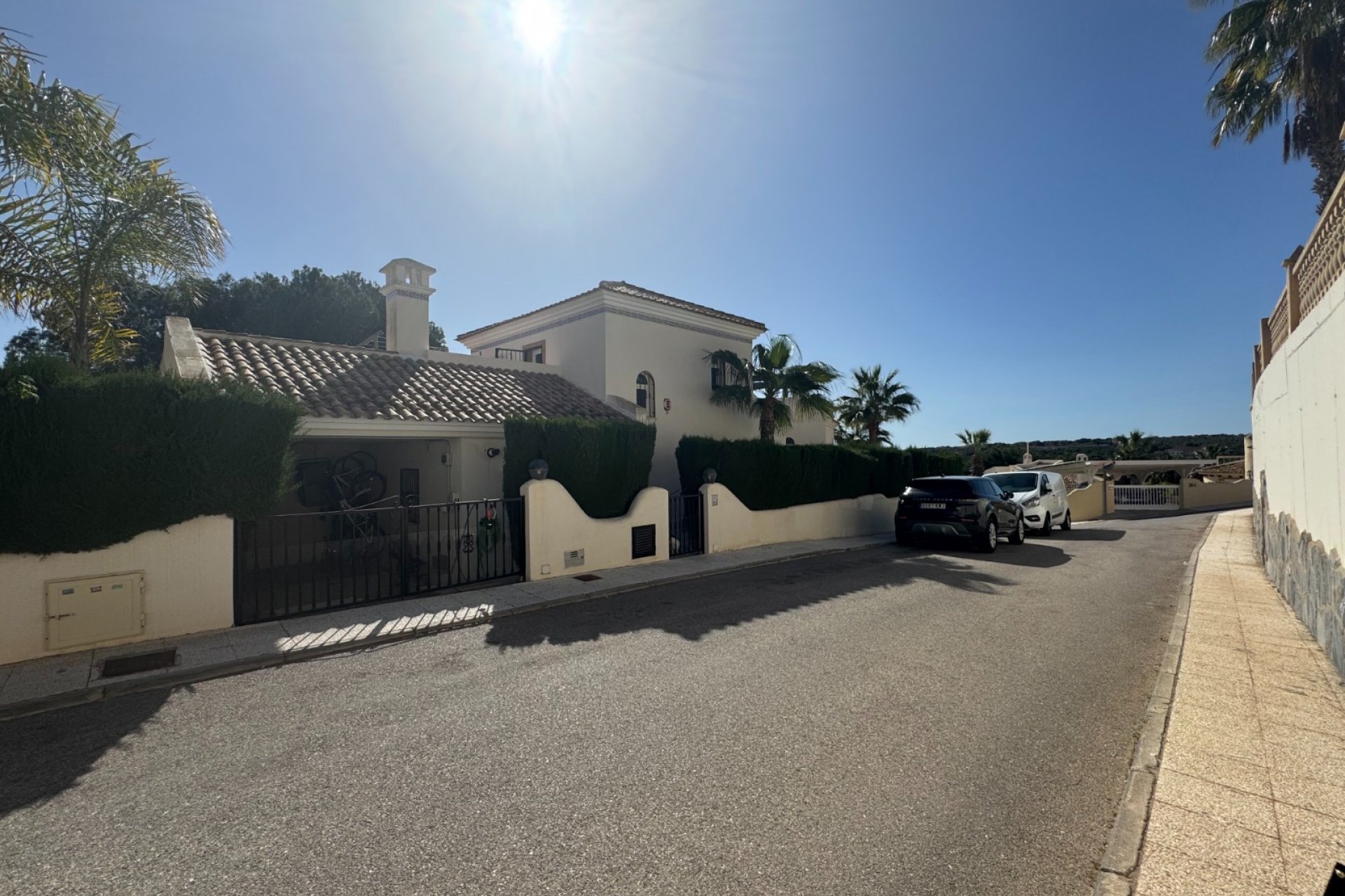 Resale - Villa * - Orihuela Costa - Lomas De Campoamor-las Ramblas
