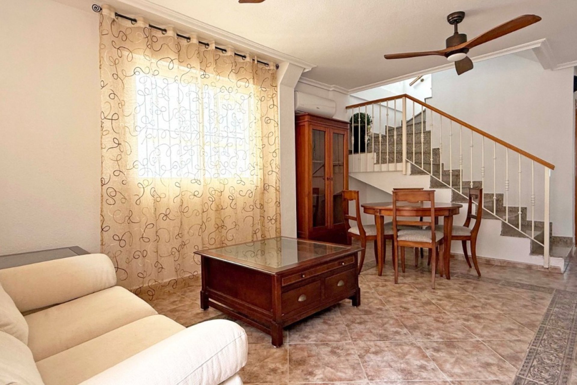 Resale - Villa * - Orihuela Costa - Los Altos *