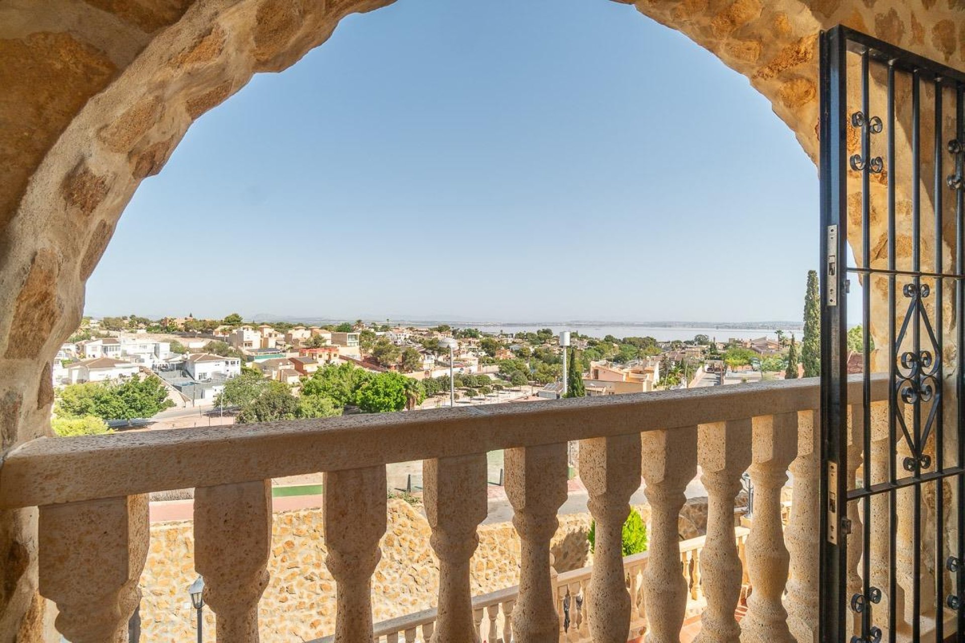 Resale - Villa - Orihuela Costa - Los Balcones