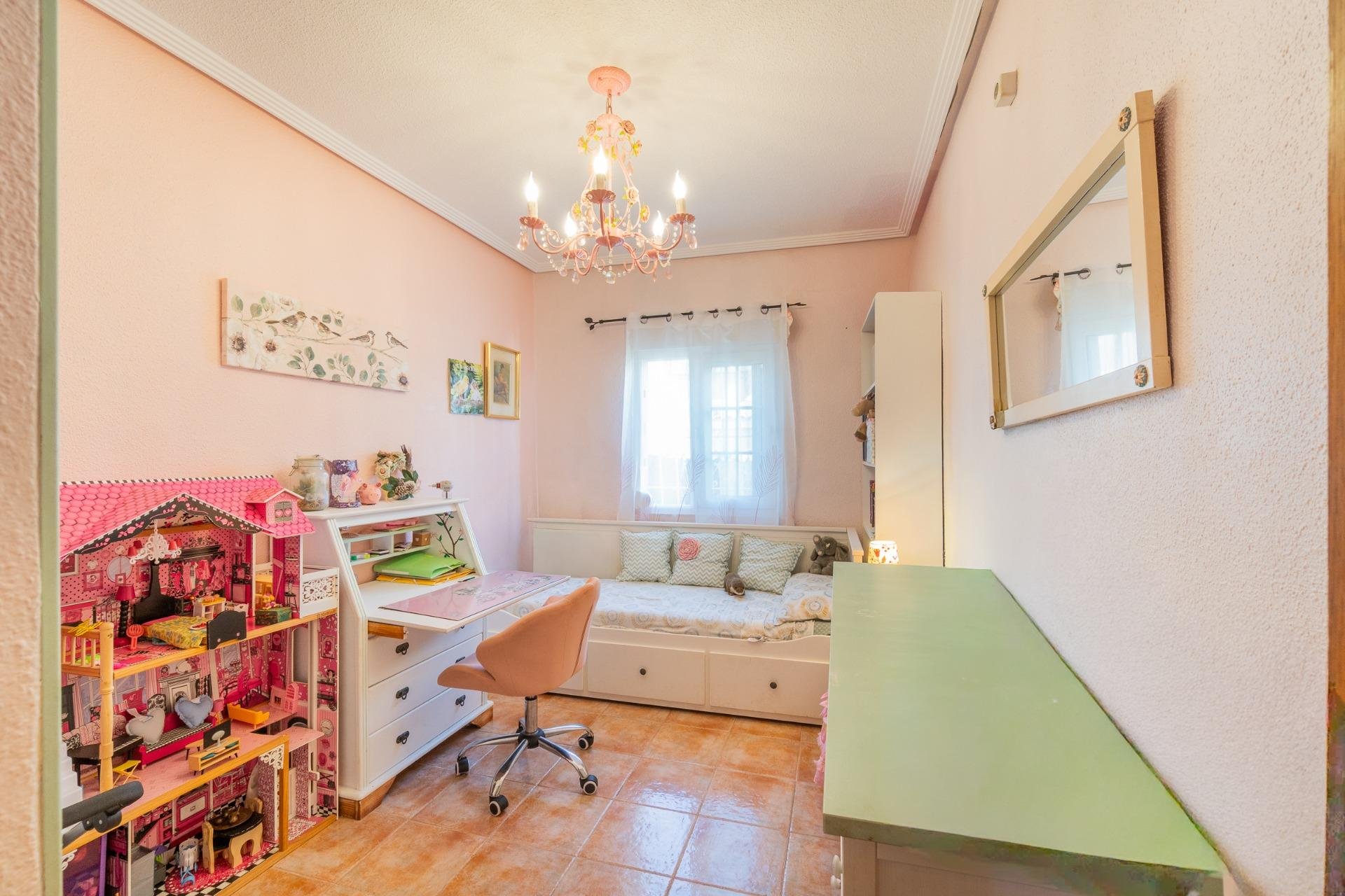 Resale - Villa * - Orihuela Costa * - Los Balcones *