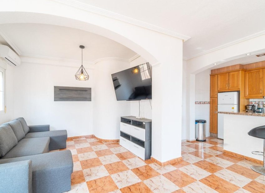 Resale - Villa - Orihuela Costa - Los Dolses