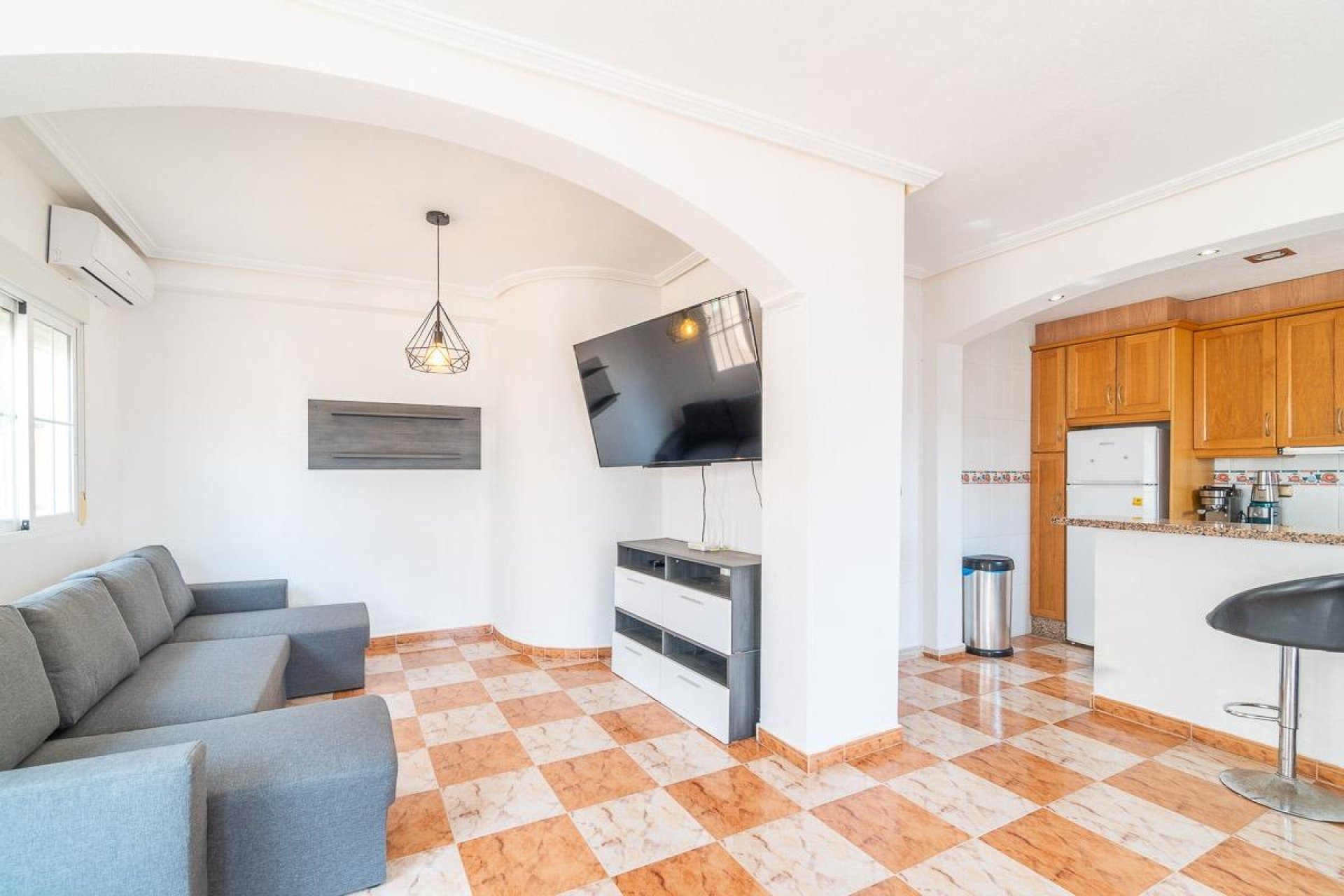 Resale - Villa - Orihuela Costa - Los Dolses