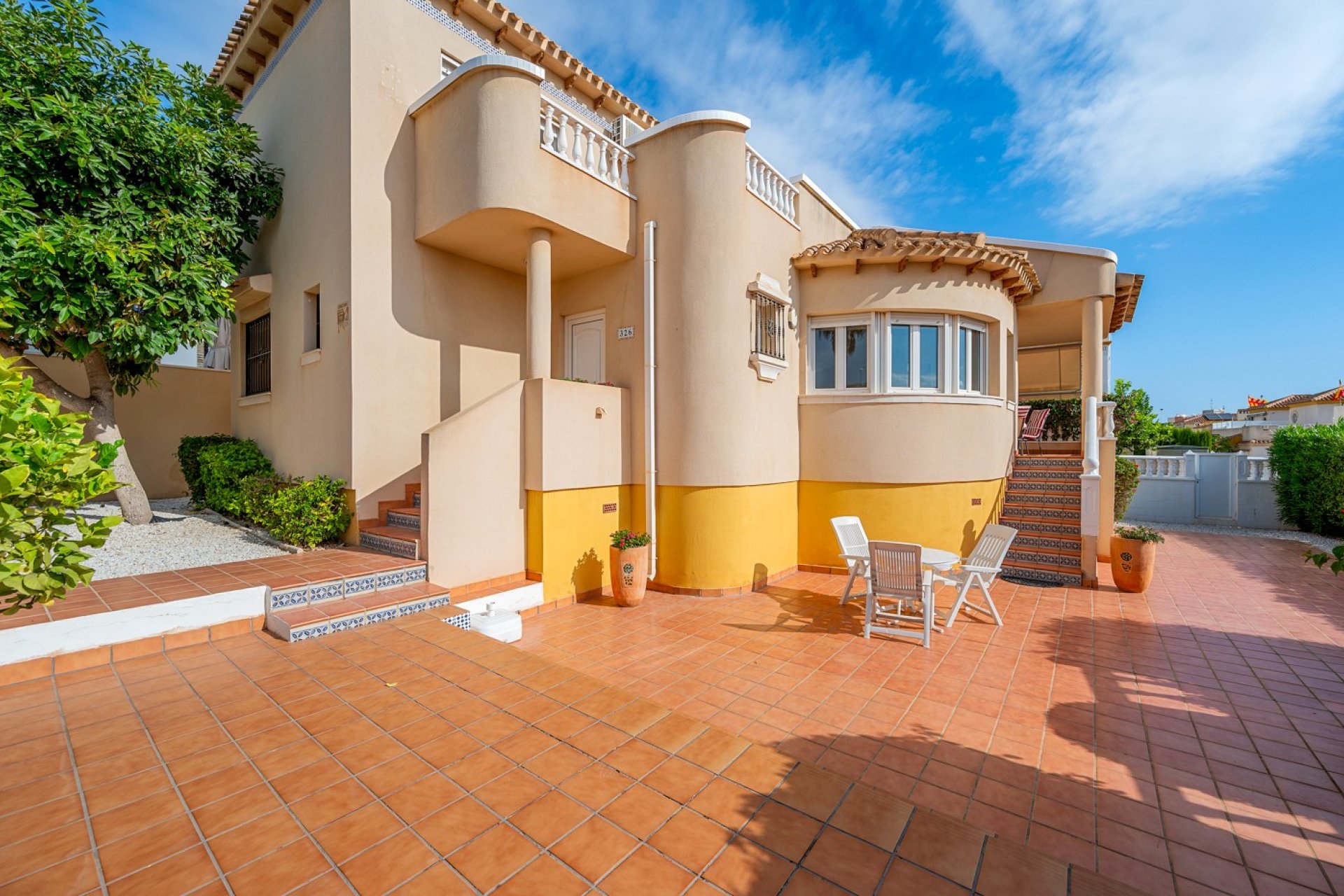 Resale - Villa - Orihuela Costa - Los Dolses*