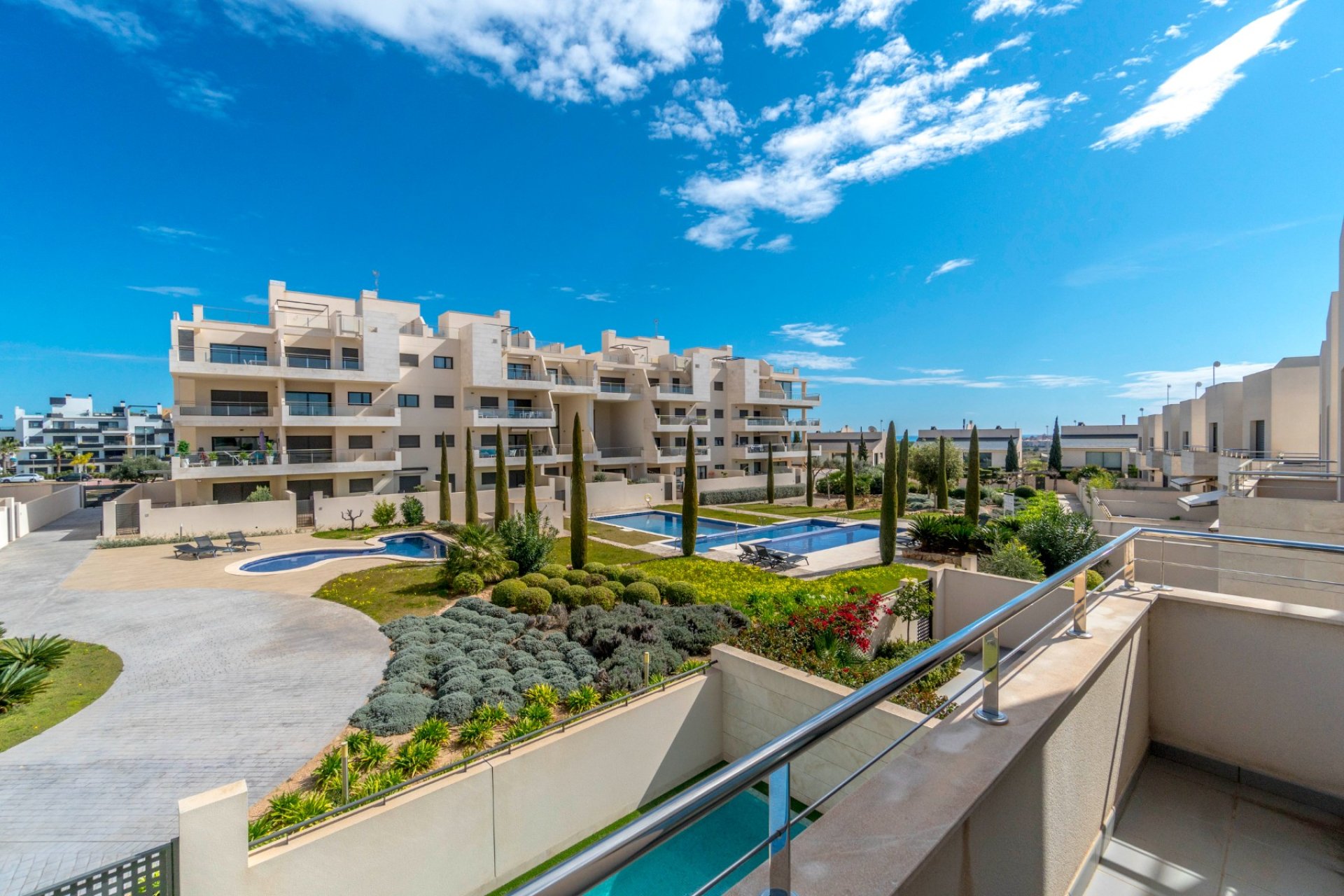 Resale - Villa - Orihuela Costa - Los Dolses