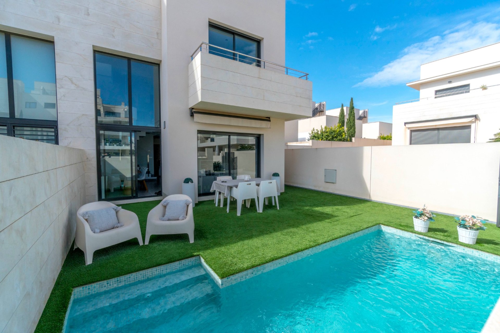 Resale - Villa - Orihuela Costa - Los Dolses