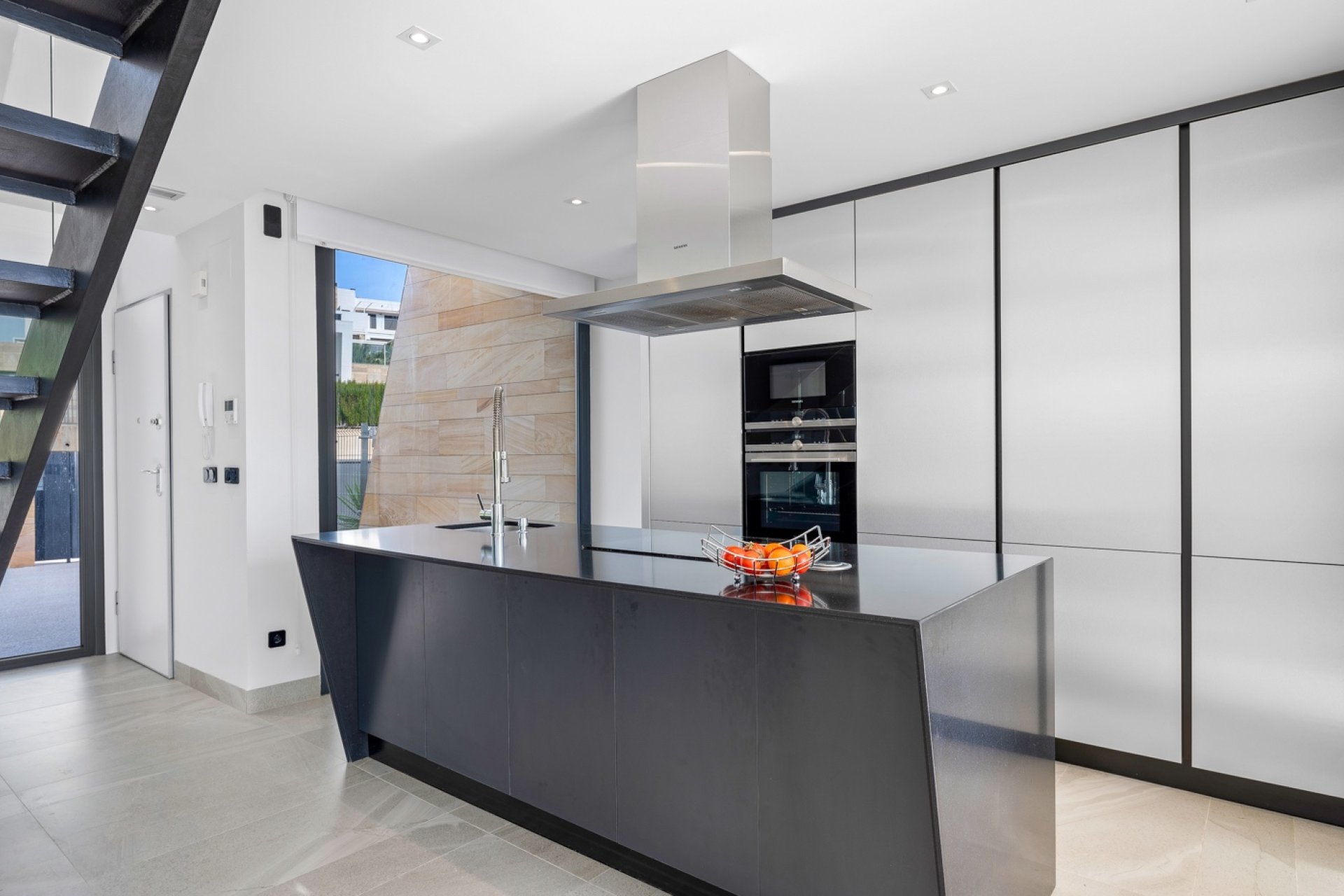 Resale - Villa * - Orihuela Costa - Los Dolses *