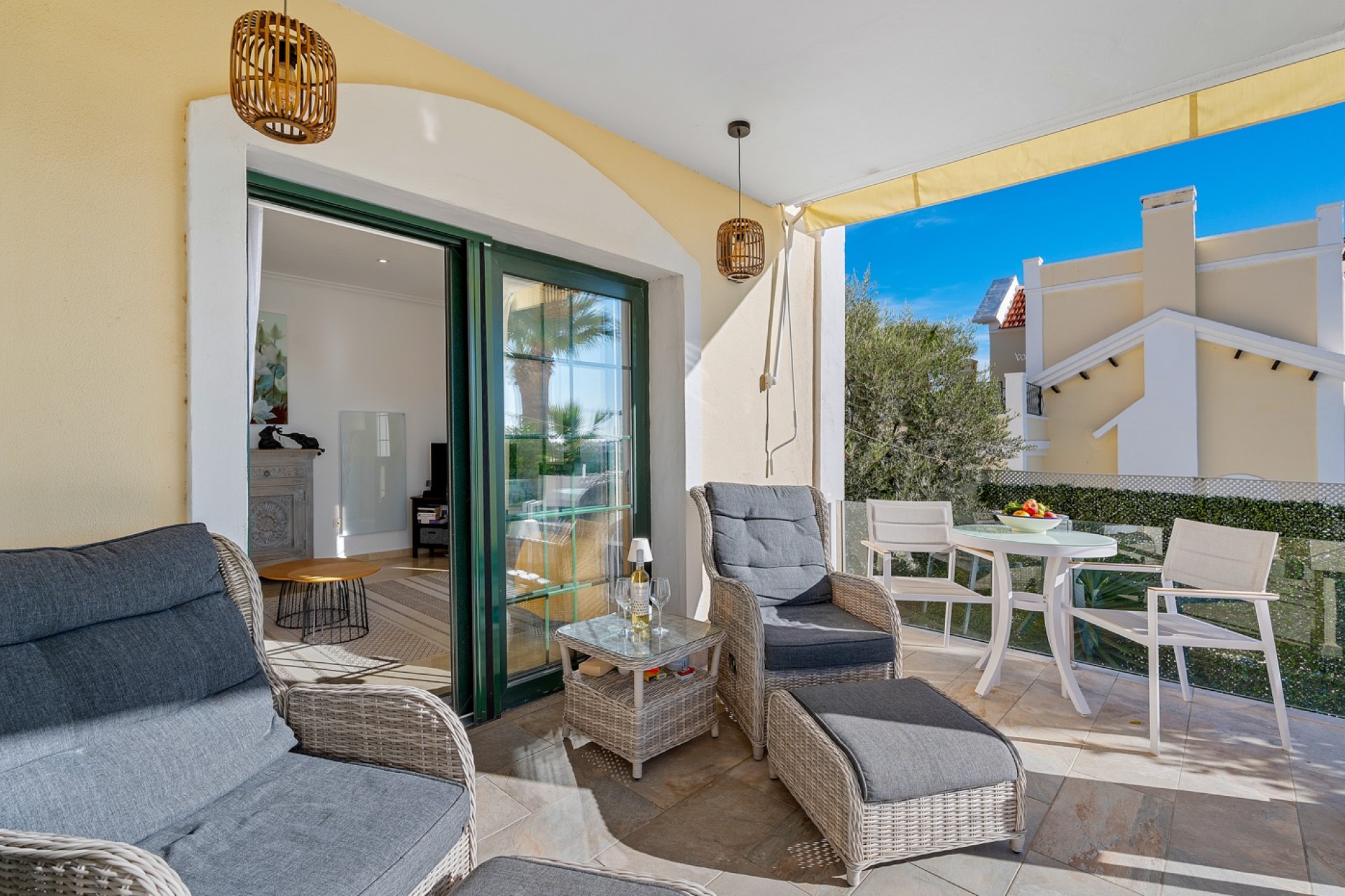 Resale - Villa * - Orihuela Costa * - Los Dolses*