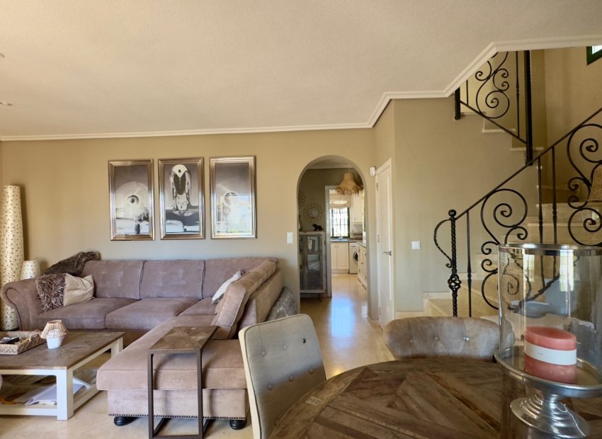 Resale - Villa * - Orihuela Costa * - Los Dolses*