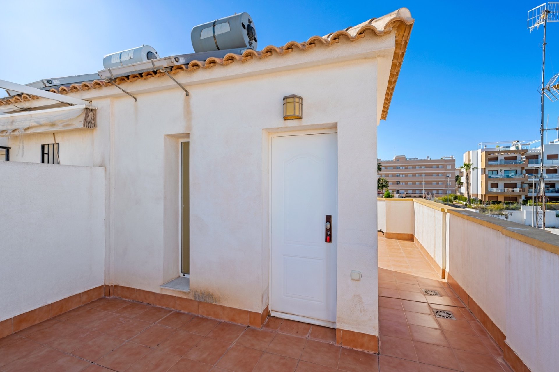 Resale - Villa * - Orihuela Costa * - Los Dolses*