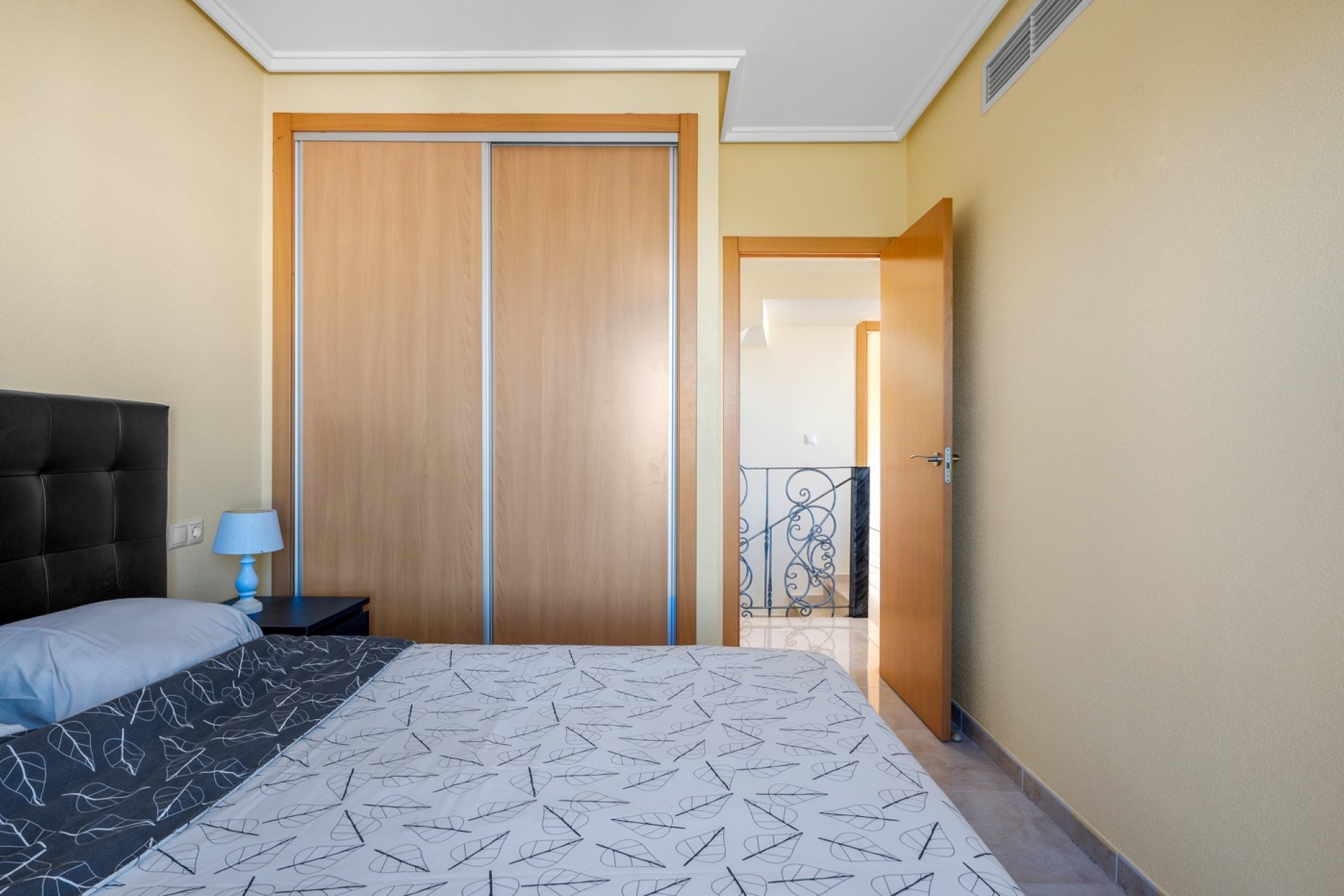 Resale - Villa * - Orihuela Costa * - Los Dolses*