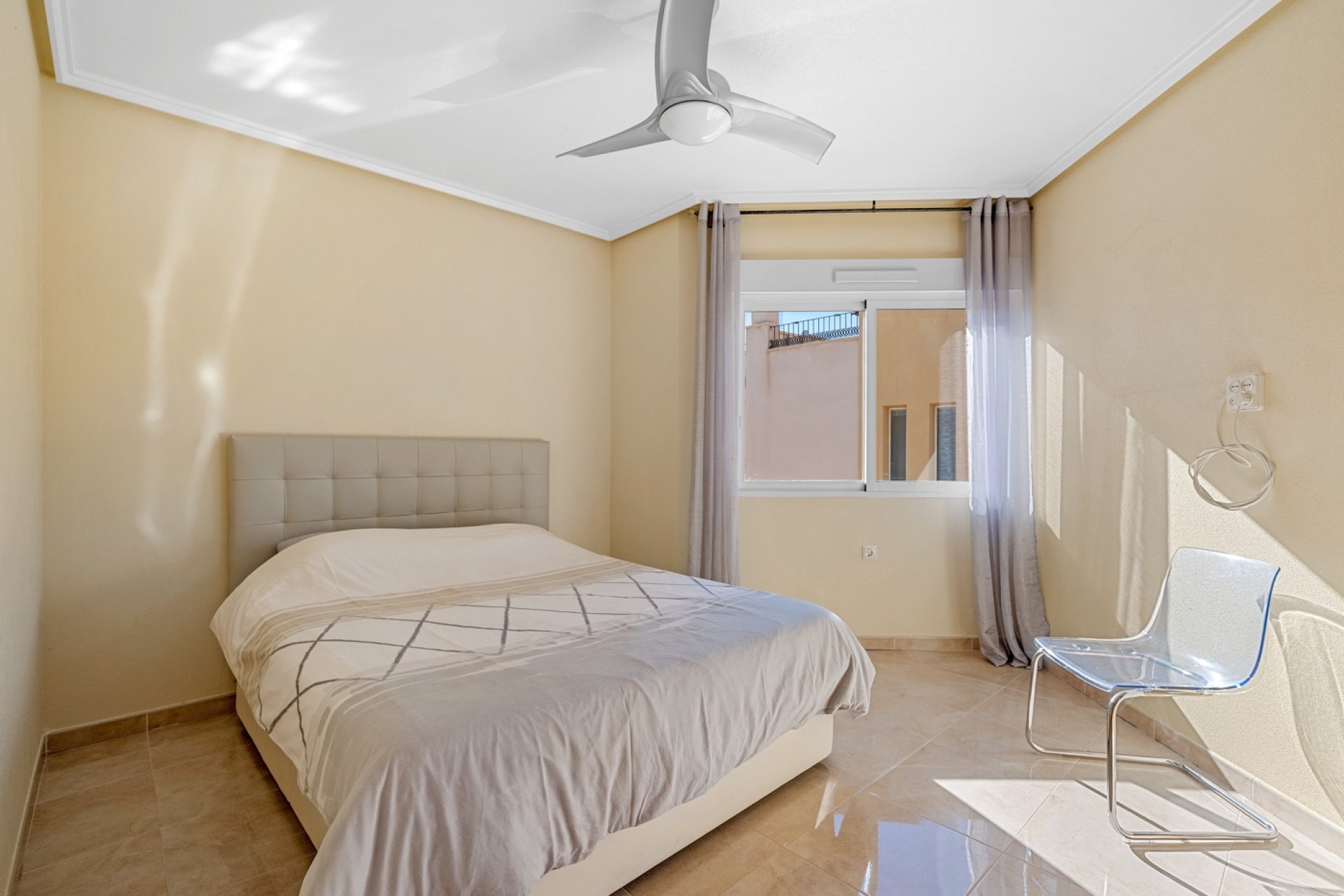 Resale - Villa * - Orihuela Costa * - Los Dolses*