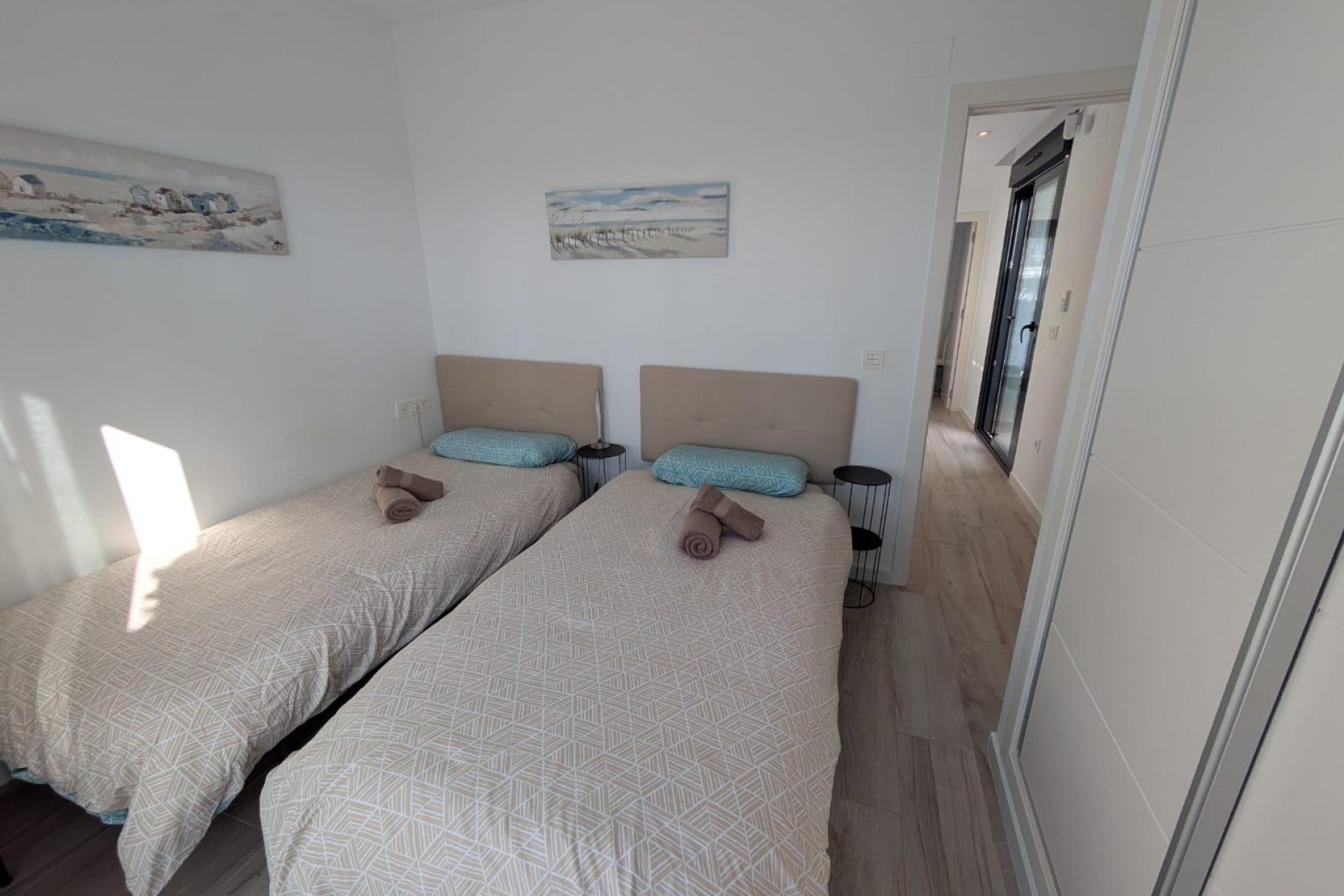 Resale - Villa * - Orihuela Costa * - Montezenia *