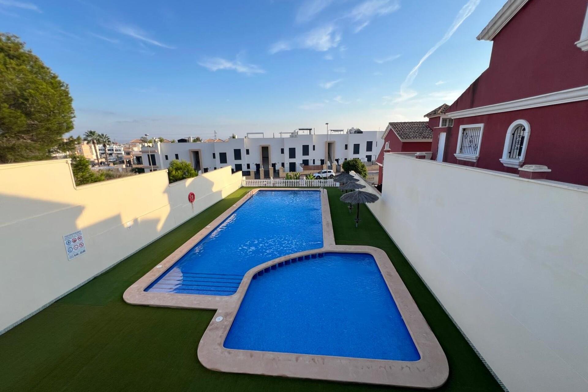 Resale - Villa * - Orihuela Costa * - PAU 26 *