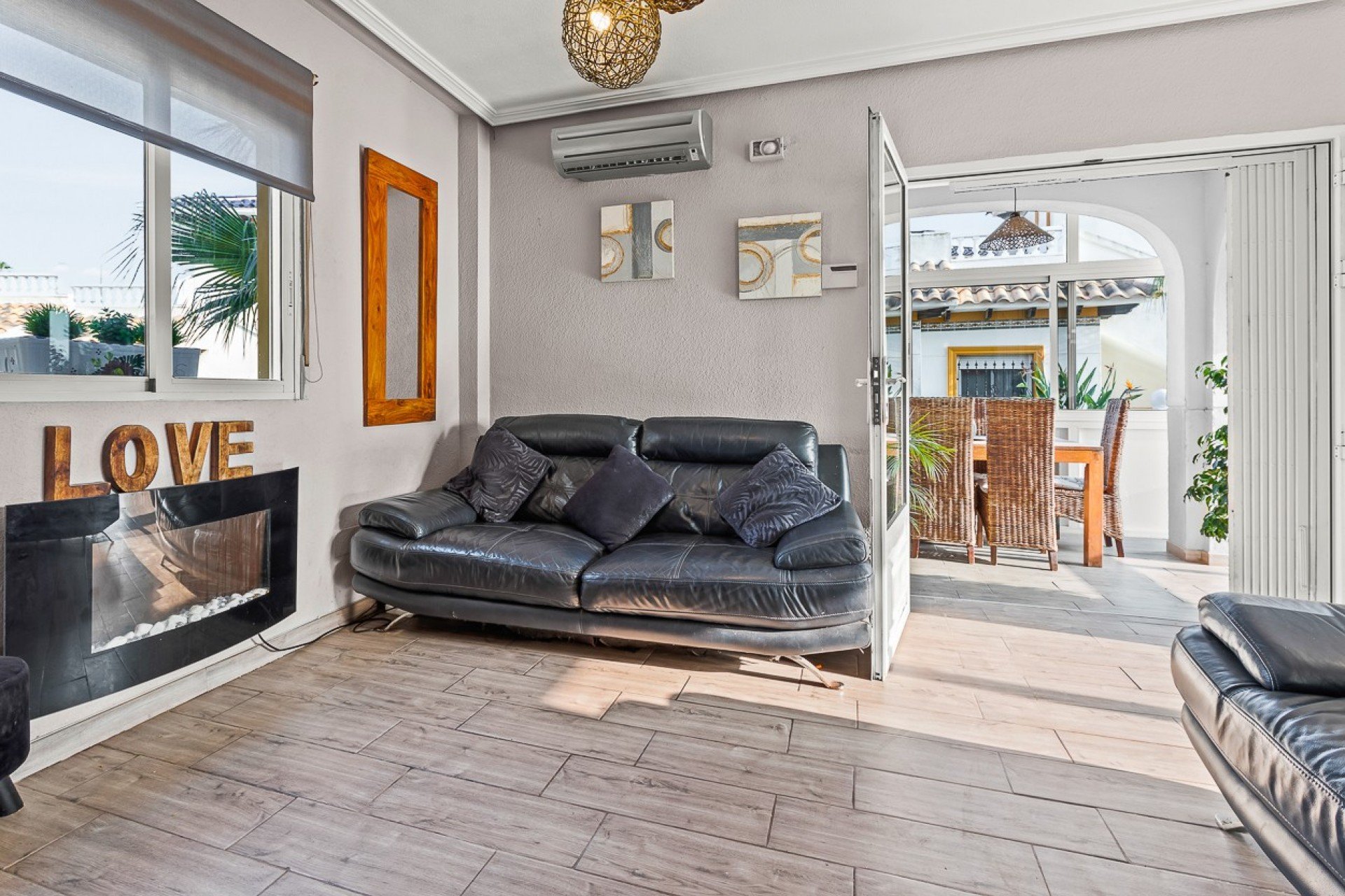 Resale - Villa * - Orihuela Costa - Playa Flamenca *