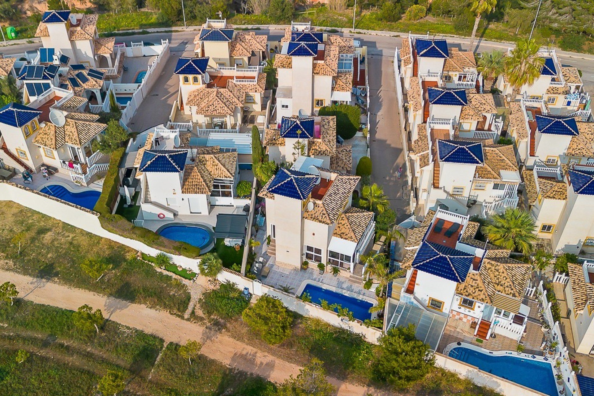 Resale - Villa * - Orihuela Costa - Playa Flamenca *