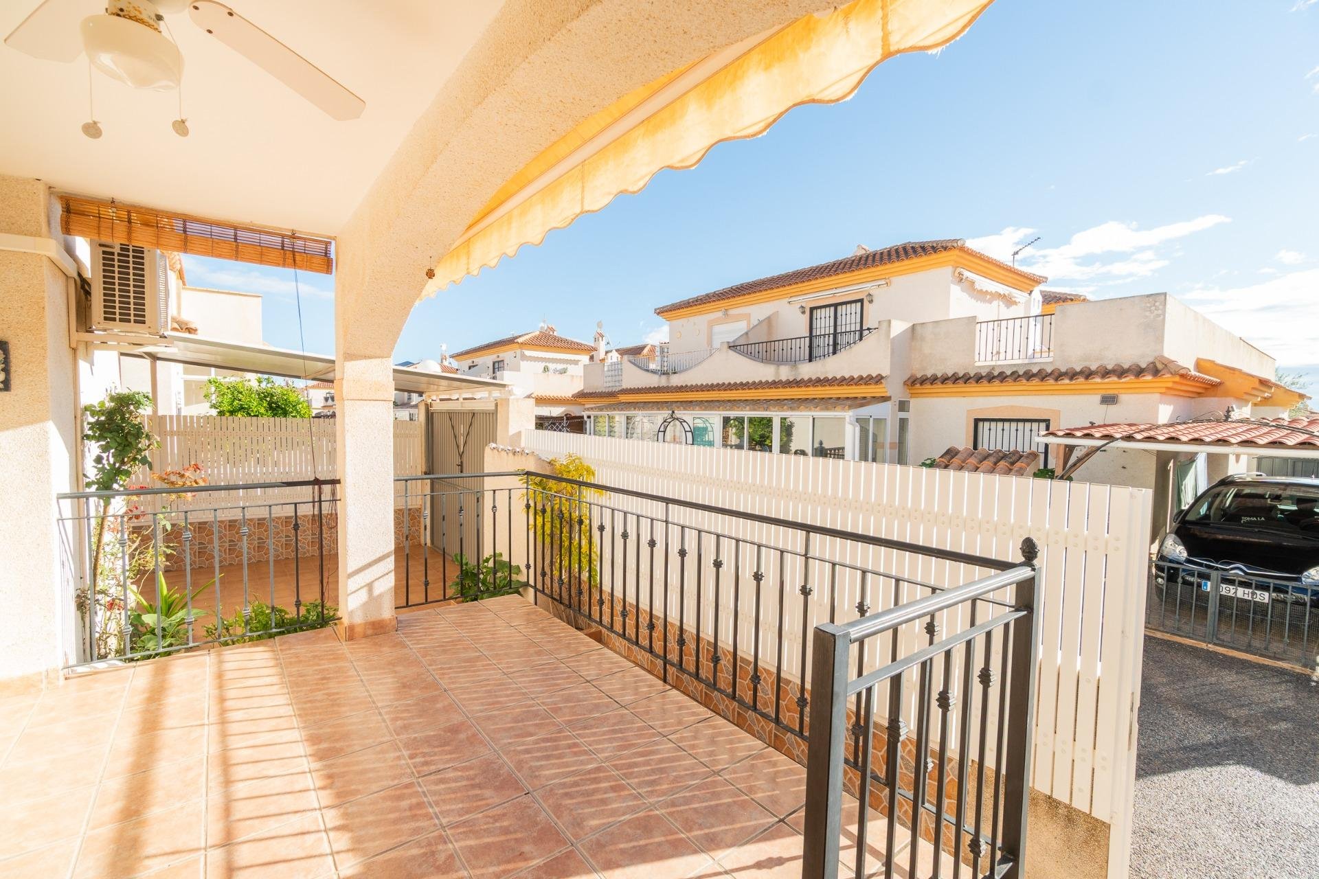 Resale - Villa * - Orihuela Costa - Playa Flamenca *
