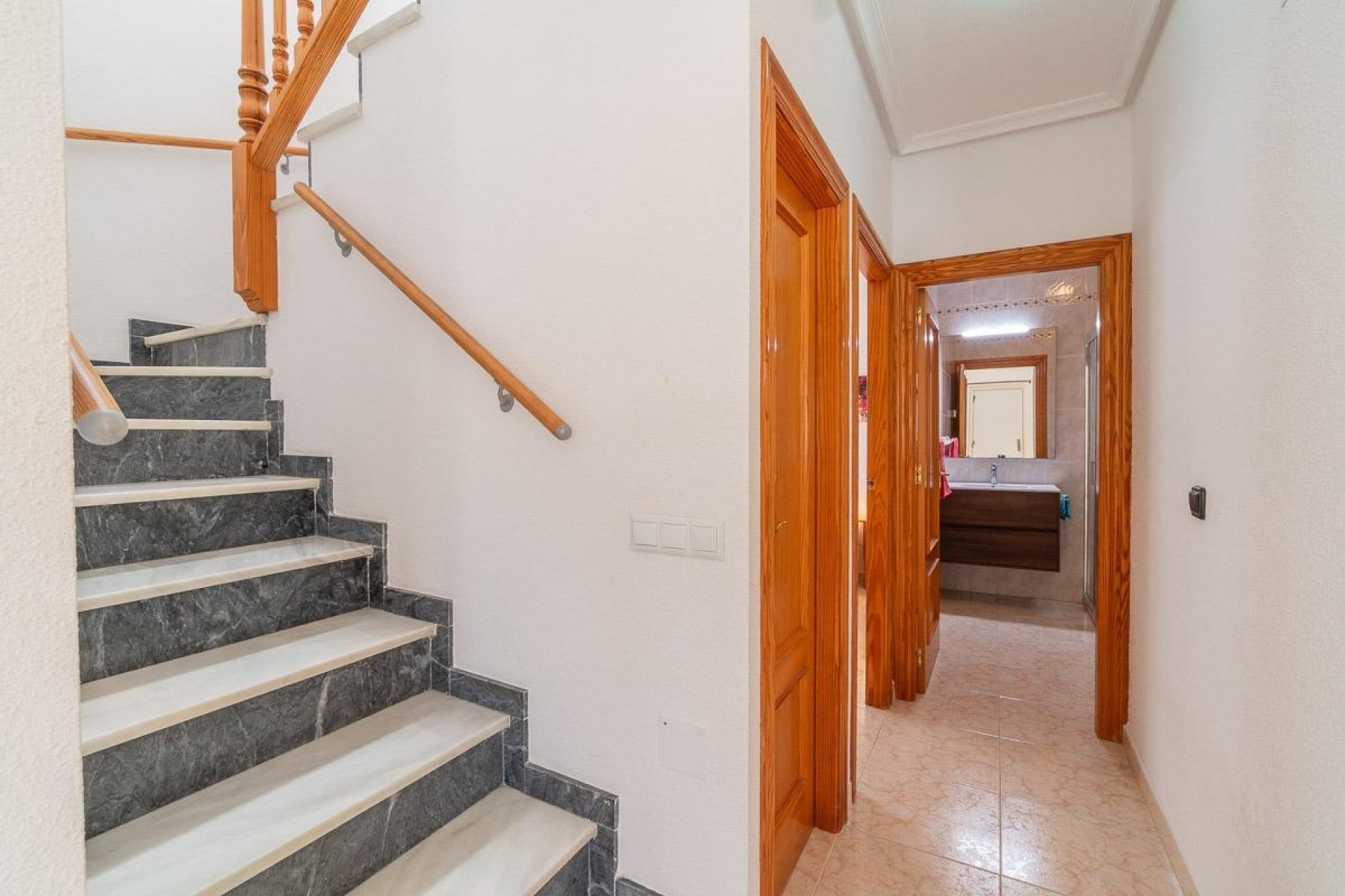 Resale - Villa * - Orihuela Costa * - Playa Flamenca *