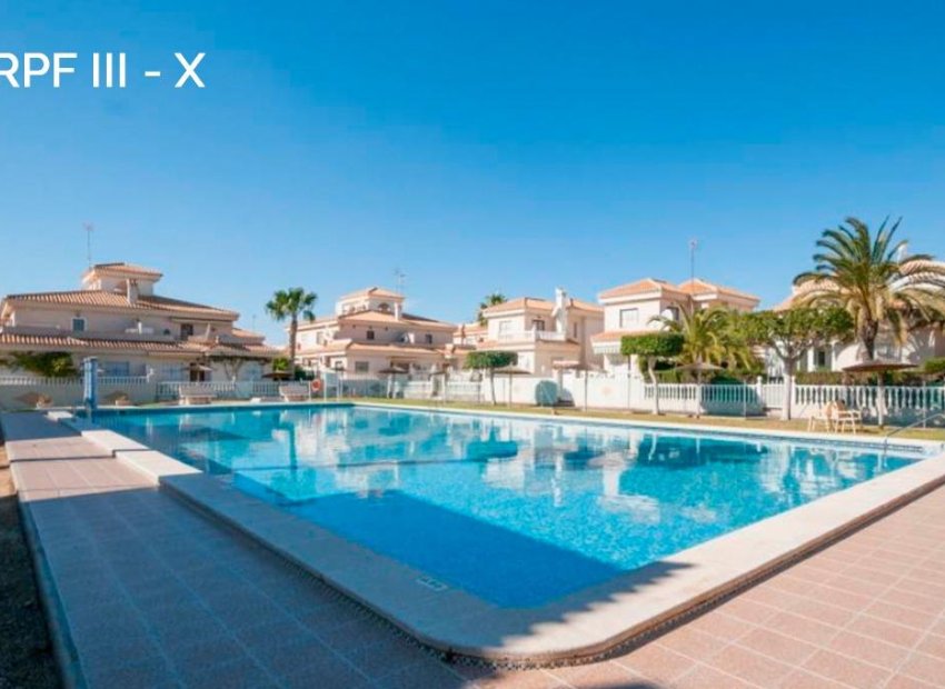 Resale - Villa * - Orihuela Costa * - Playa Flamenca *