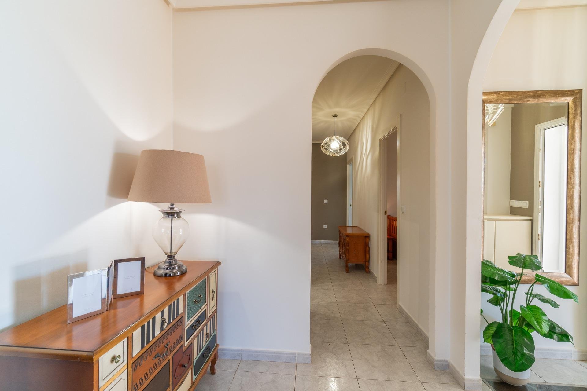 Resale - Villa * - Orihuela Costa * - Playa Flamenca *
