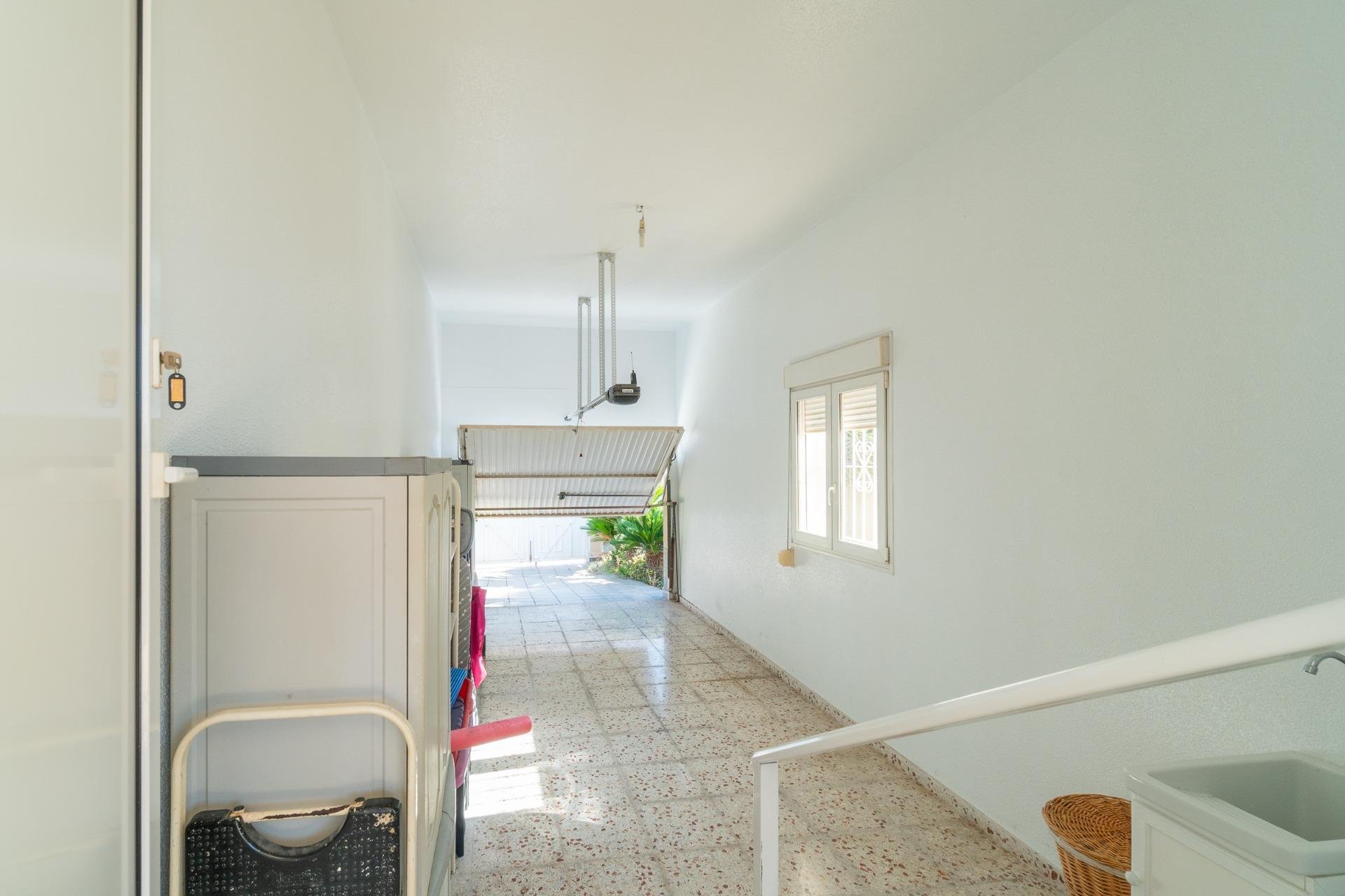 Resale - Villa * - Orihuela Costa * - Playa Flamenca *
