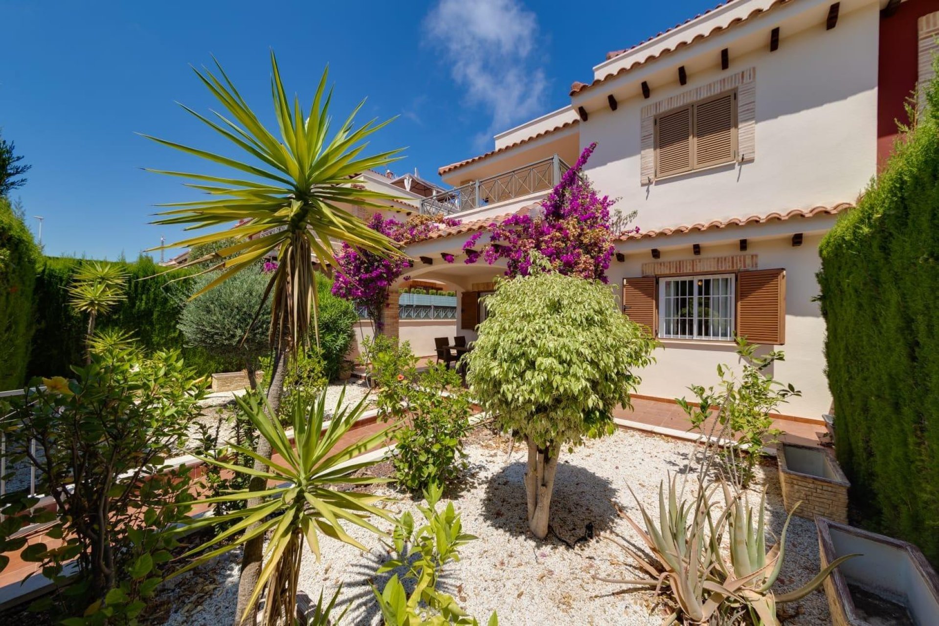 Resale - Villa - Orihuela Costa - Punta Prima