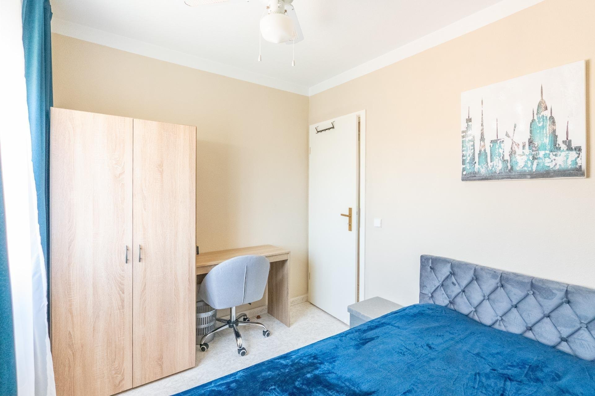 Resale - Villa * - Orihuela Costa * - Punta Prima *