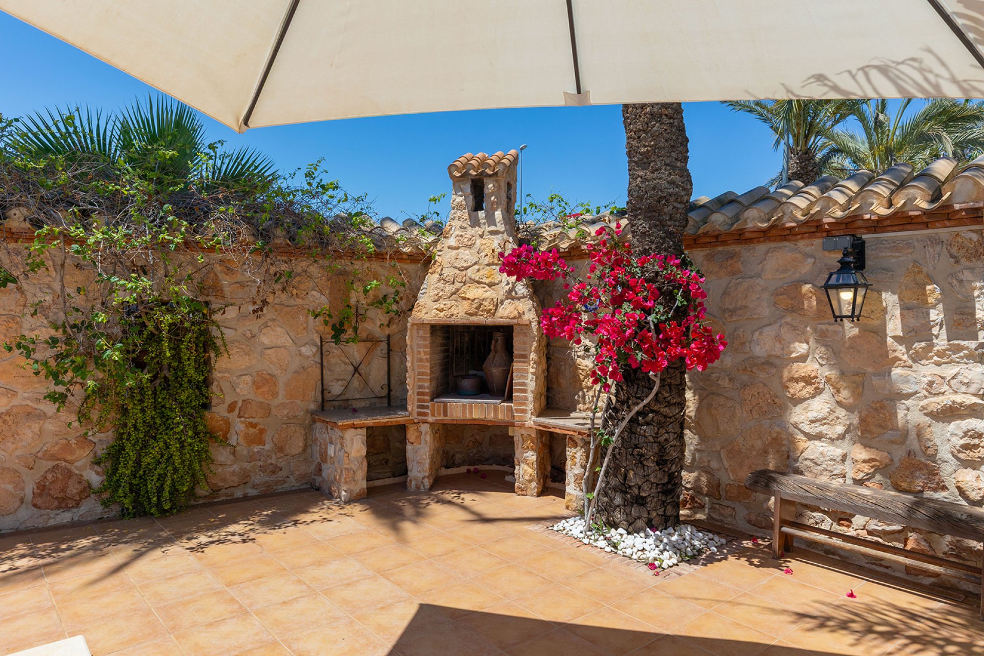 Resale - Villa * - Orihuela Costa - Punta Prima *