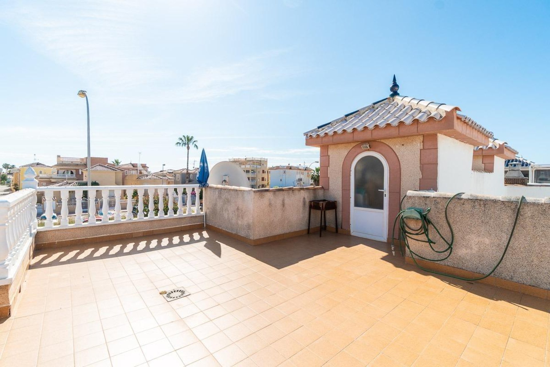 Resale - Villa * - Orihuela Costa * - Punta Prima *