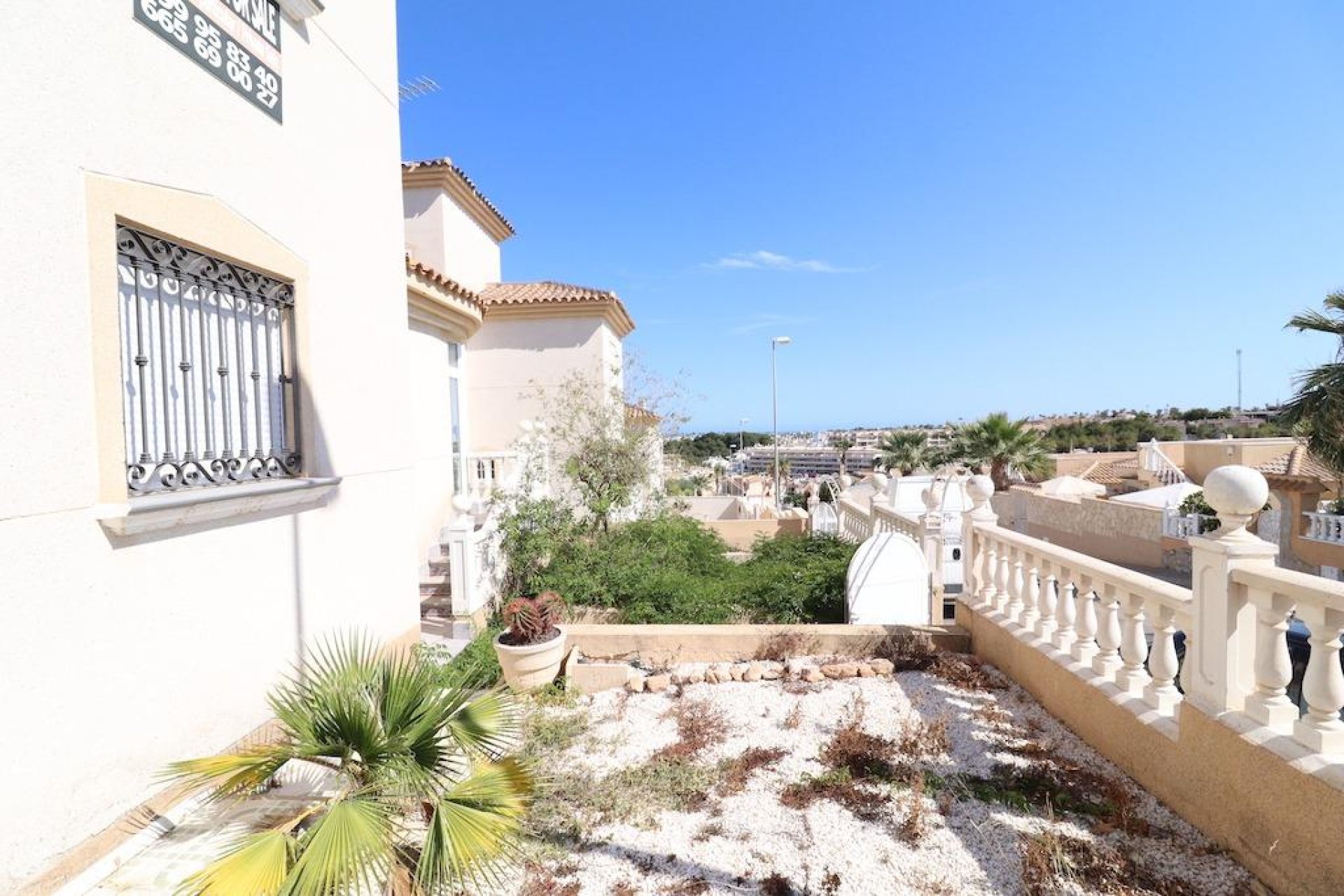 Resale - Villa - Orihuela Costa - Villamartín