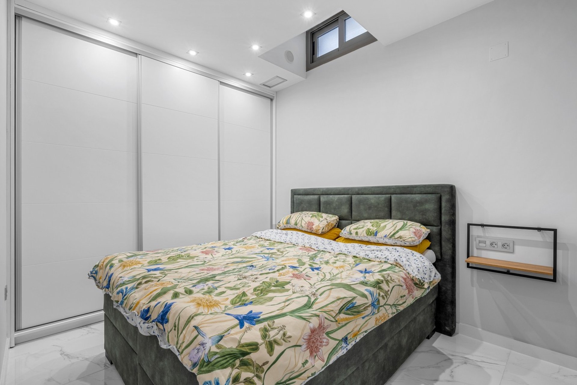 Resale - Villa * - Orihuela Costa - Villamartín * 