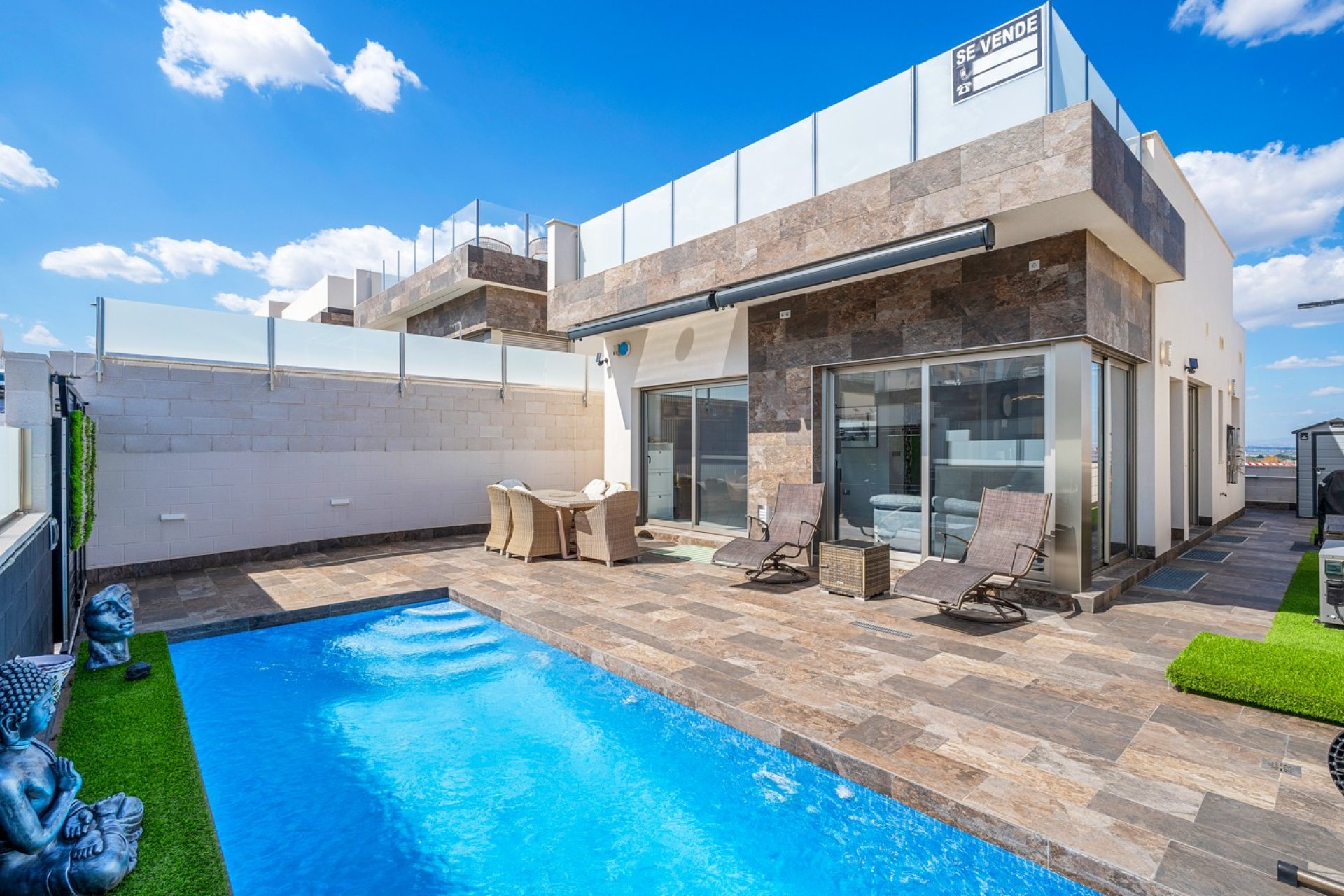 Resale - Villa * - Orihuela Costa - Villamartín * 