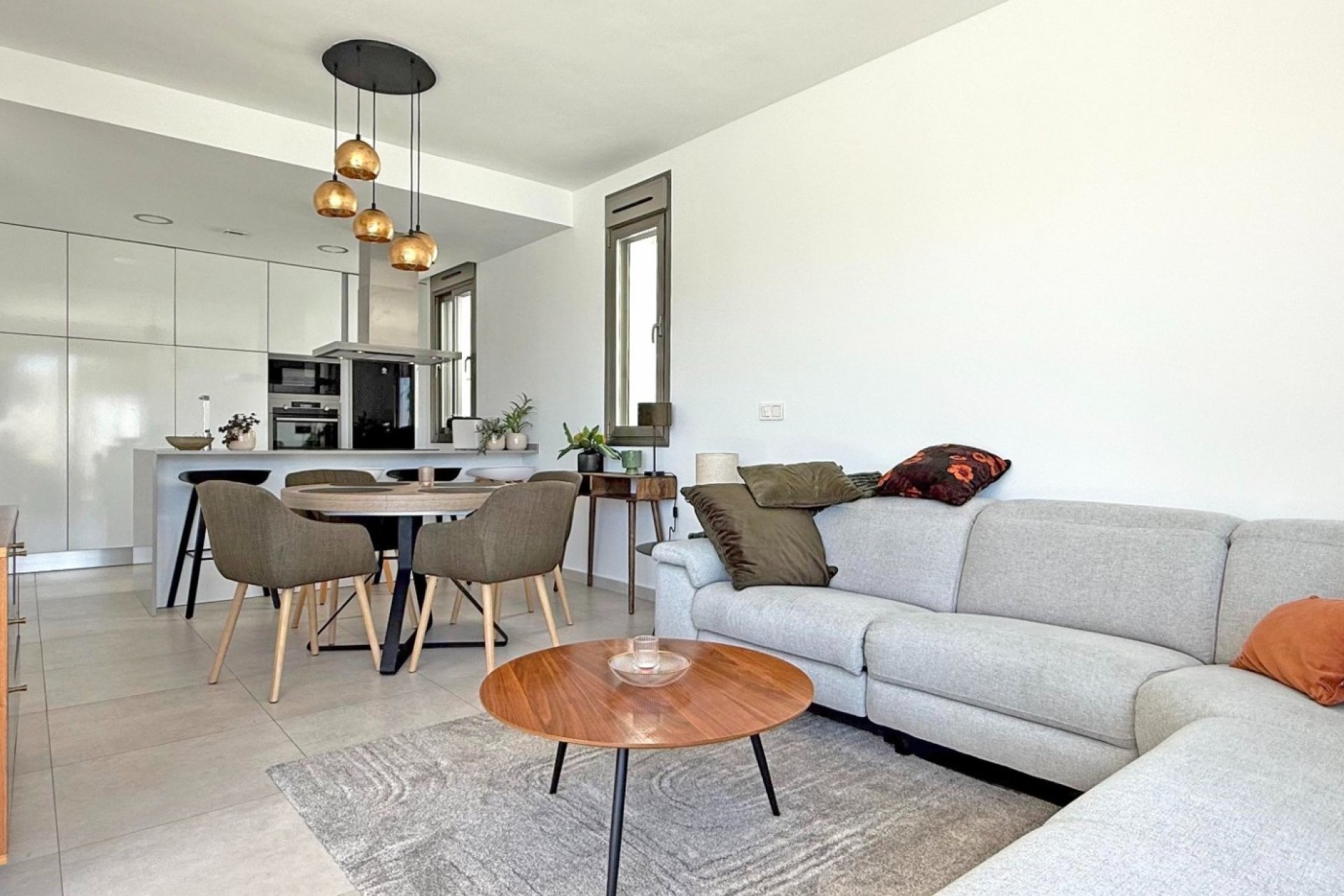 Resale - Villa * - Orihuela Costa - Villamartín * 