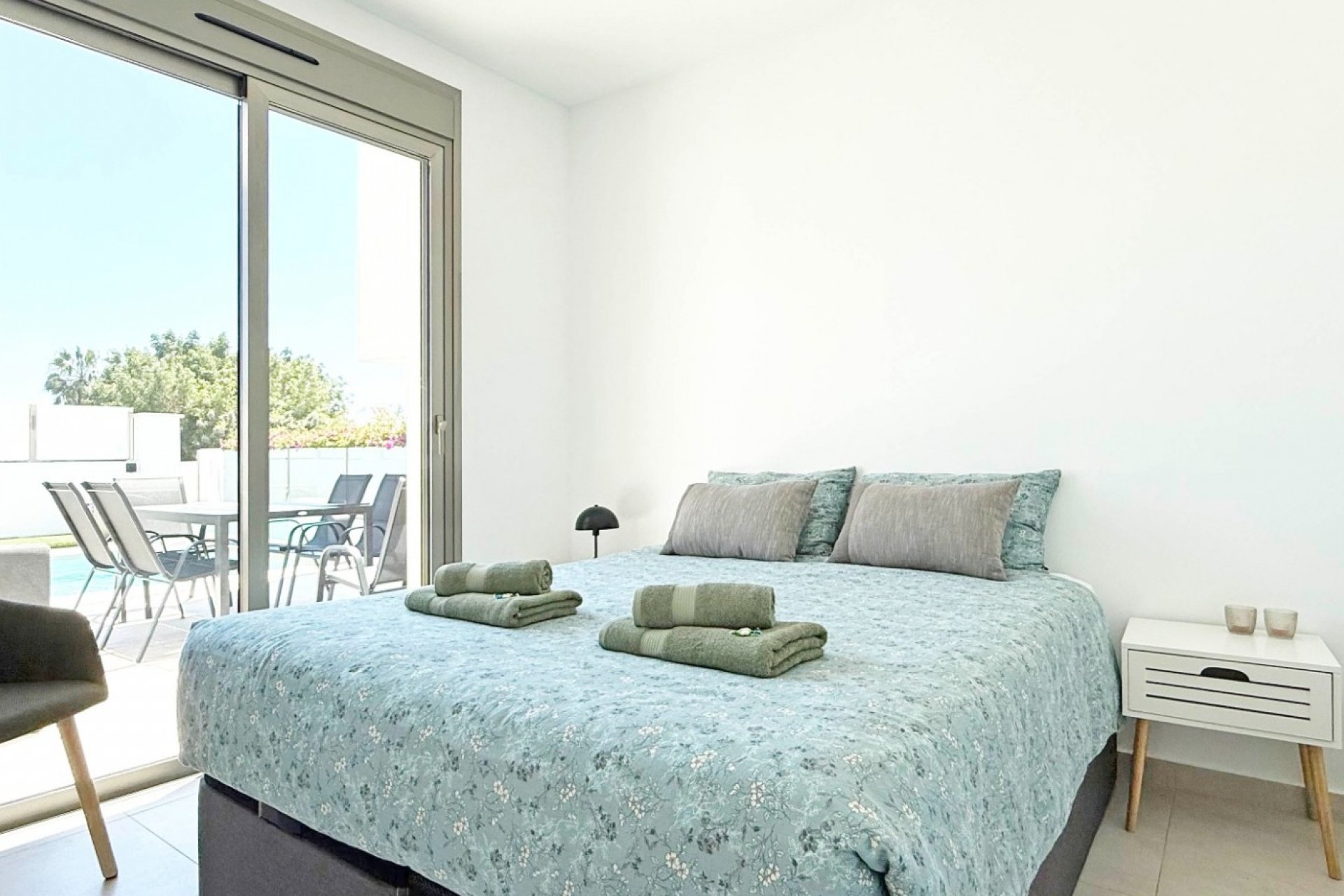 Resale - Villa * - Orihuela Costa - Villamartín * 