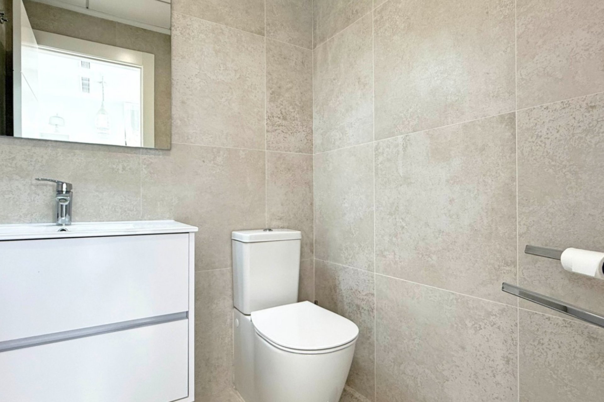 Resale - Villa * - Orihuela Costa - Villamartín * 