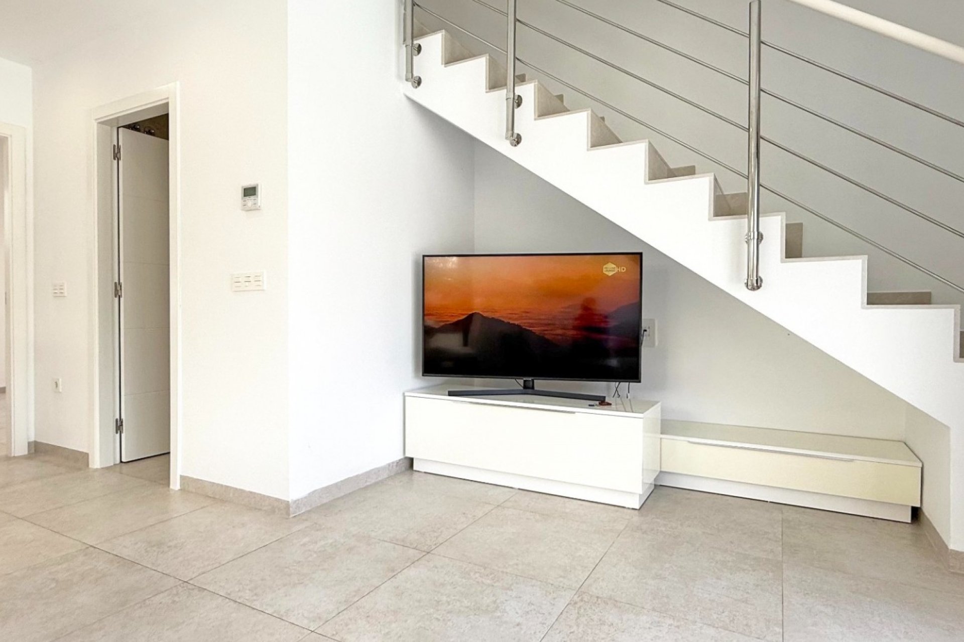 Resale - Villa * - Orihuela Costa - Villamartín * 