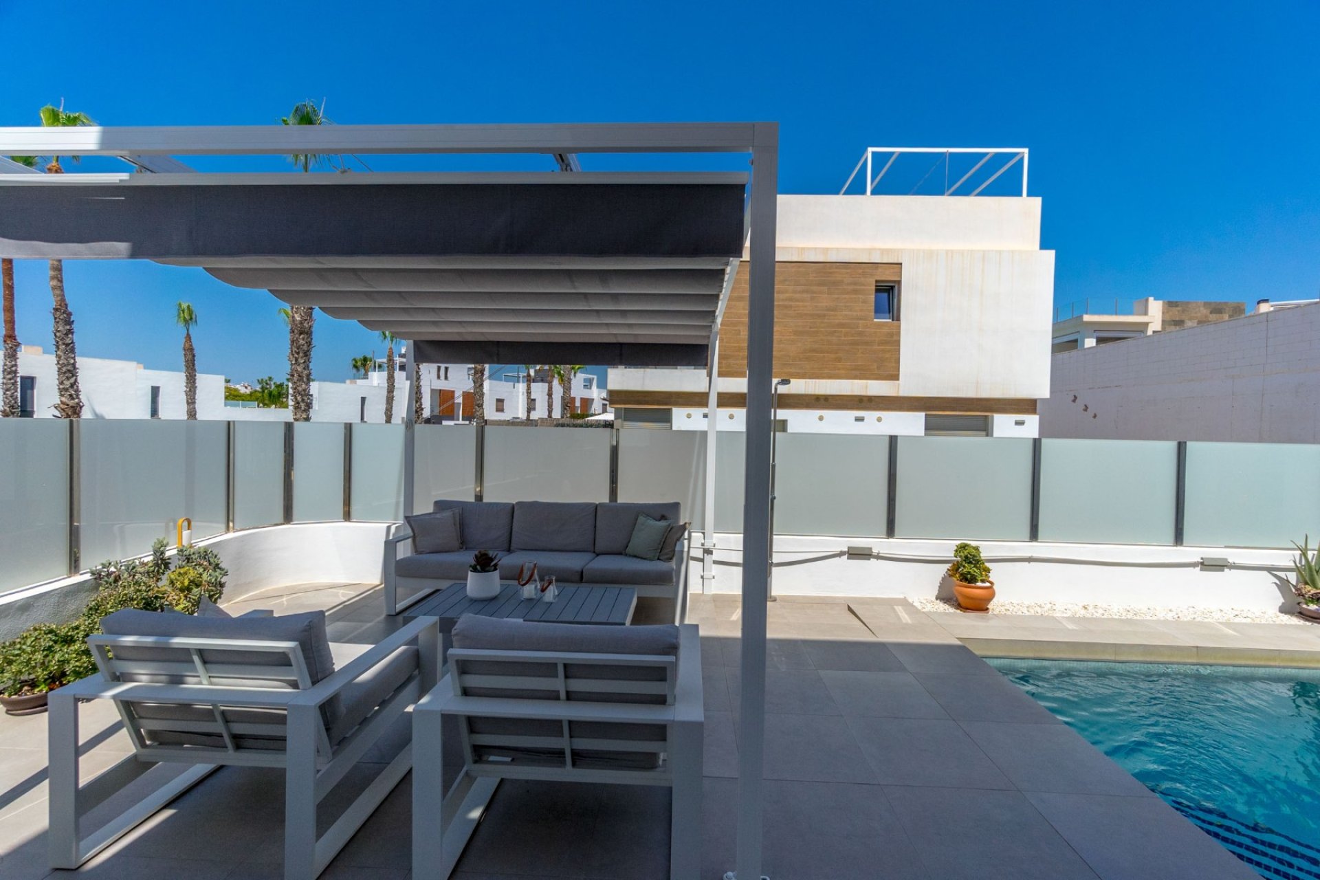 Resale - Villa * - Orihuela Costa - Villamartin