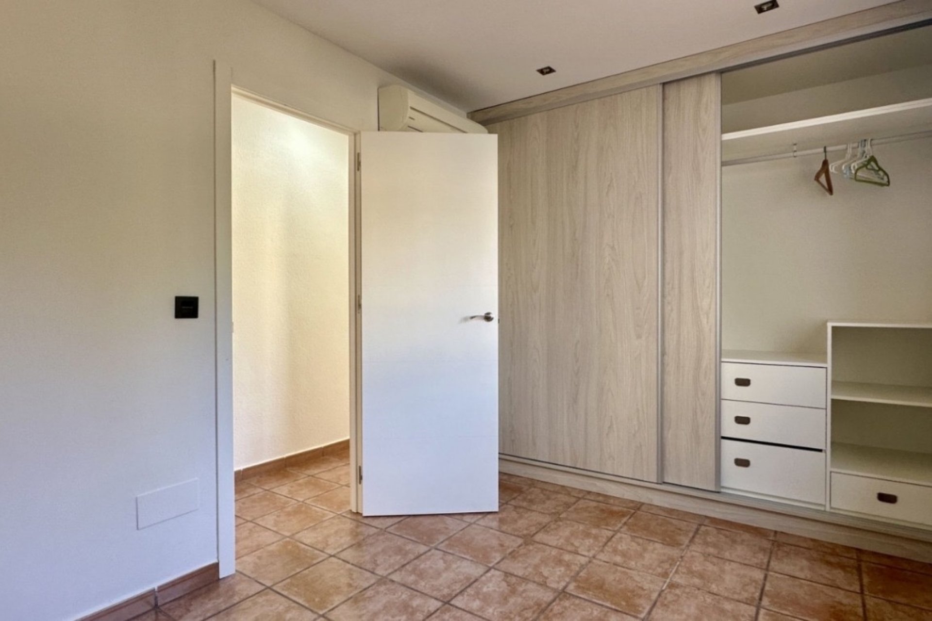 Resale - Villa * - Orihuela Costa - Villamartín * 