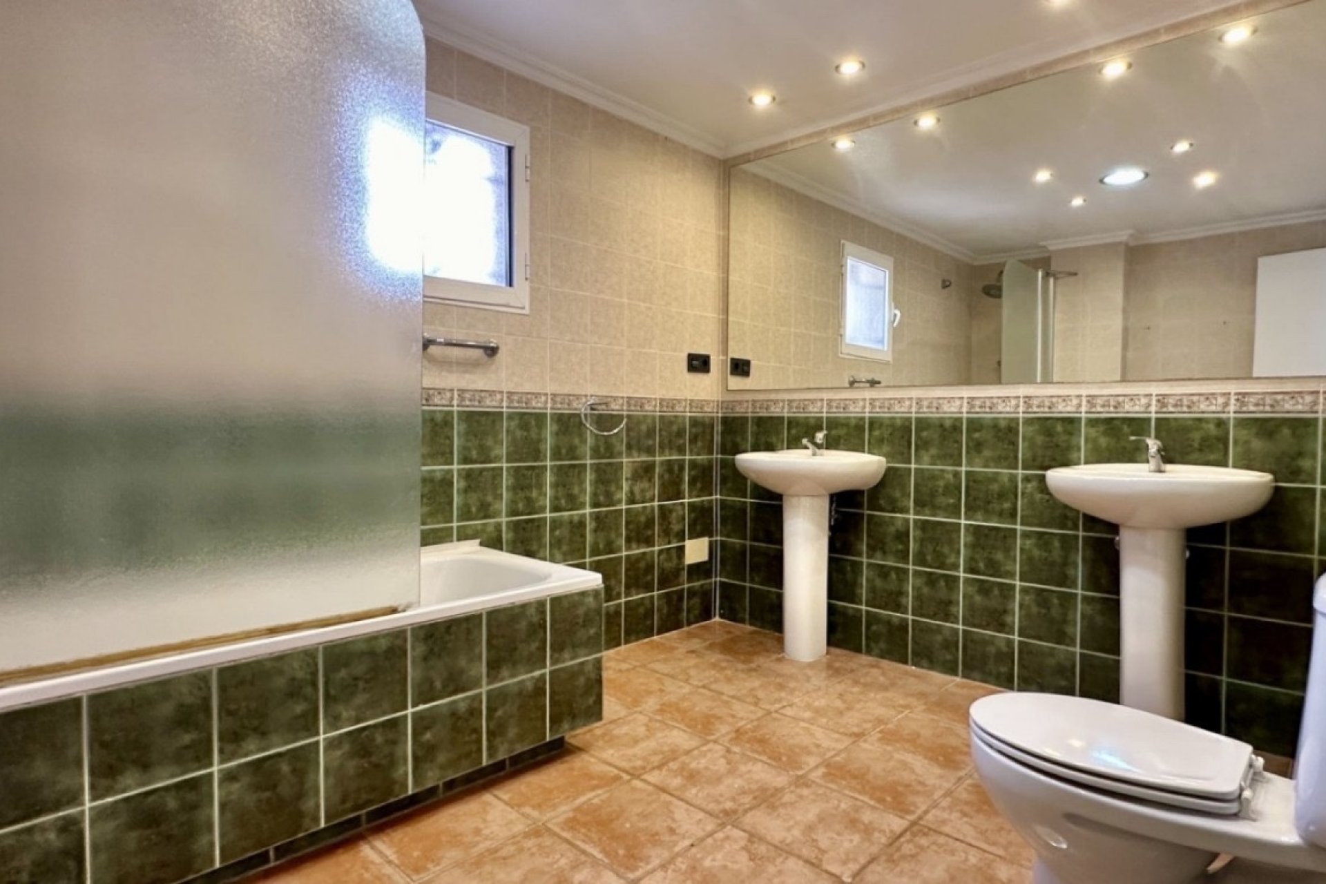 Resale - Villa * - Orihuela Costa - Villamartín * 