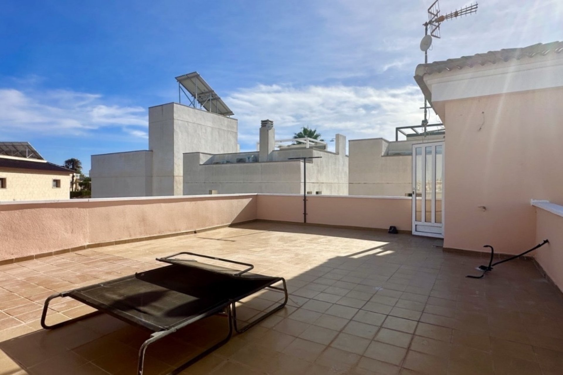 Resale - Villa * - Orihuela Costa - Villamartín * 