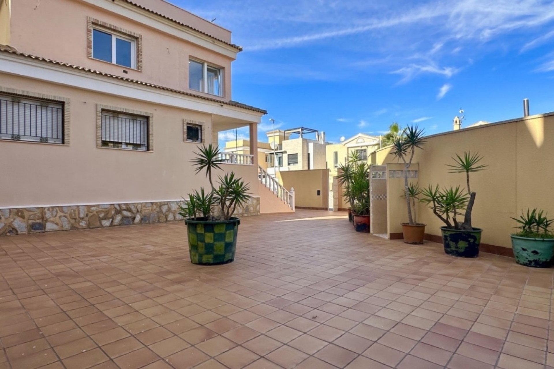 Resale - Villa * - Orihuela Costa - Villamartín * 