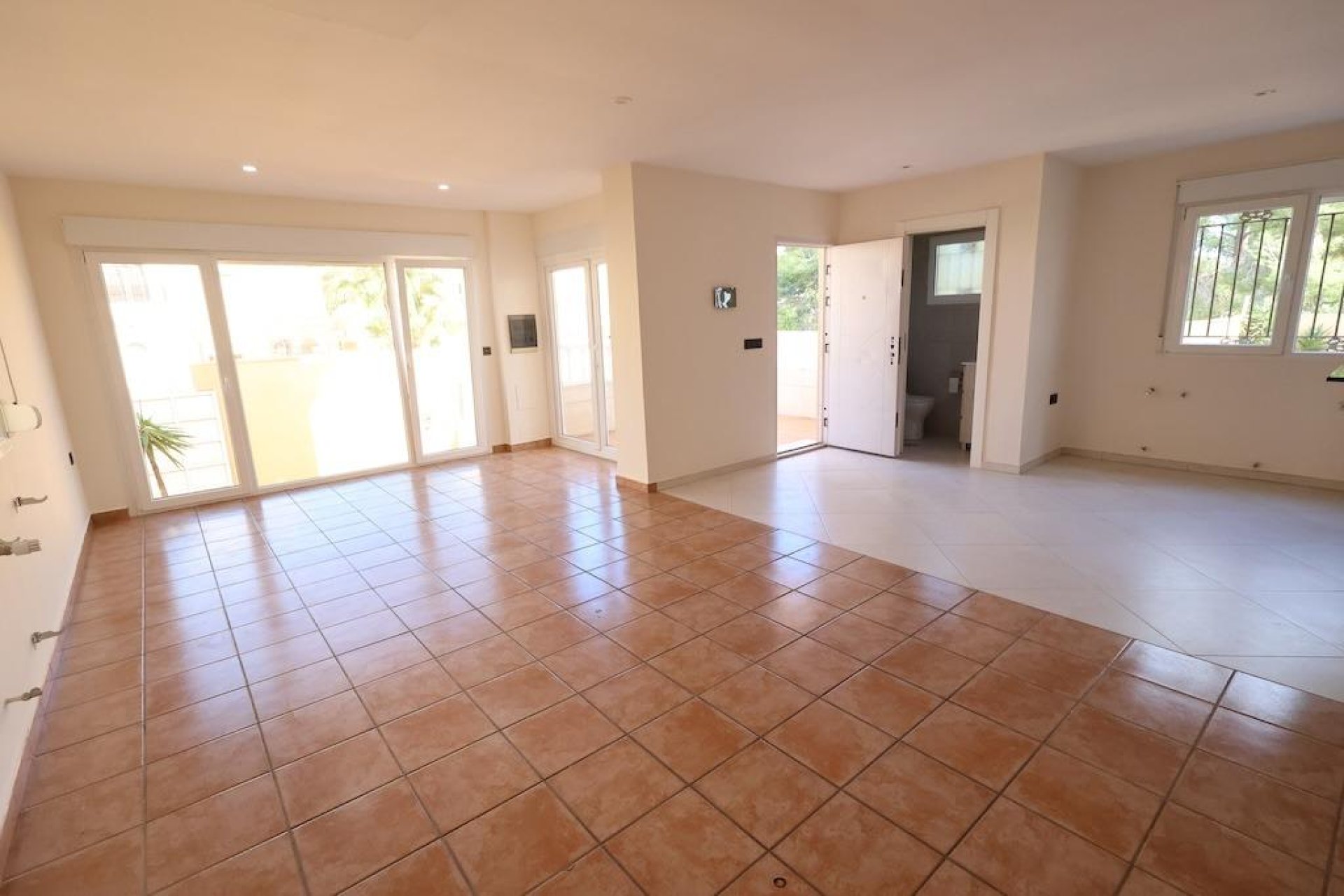 Resale - Villa * - Orihuela Costa * - Villamartín * 
