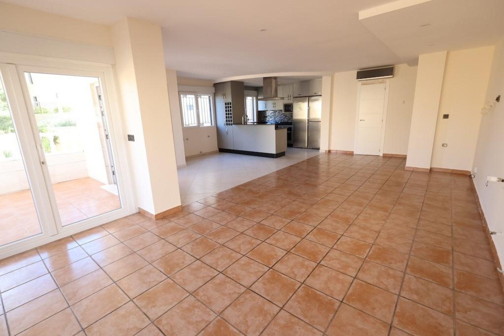 Resale - Villa * - Orihuela Costa * - Villamartín * 