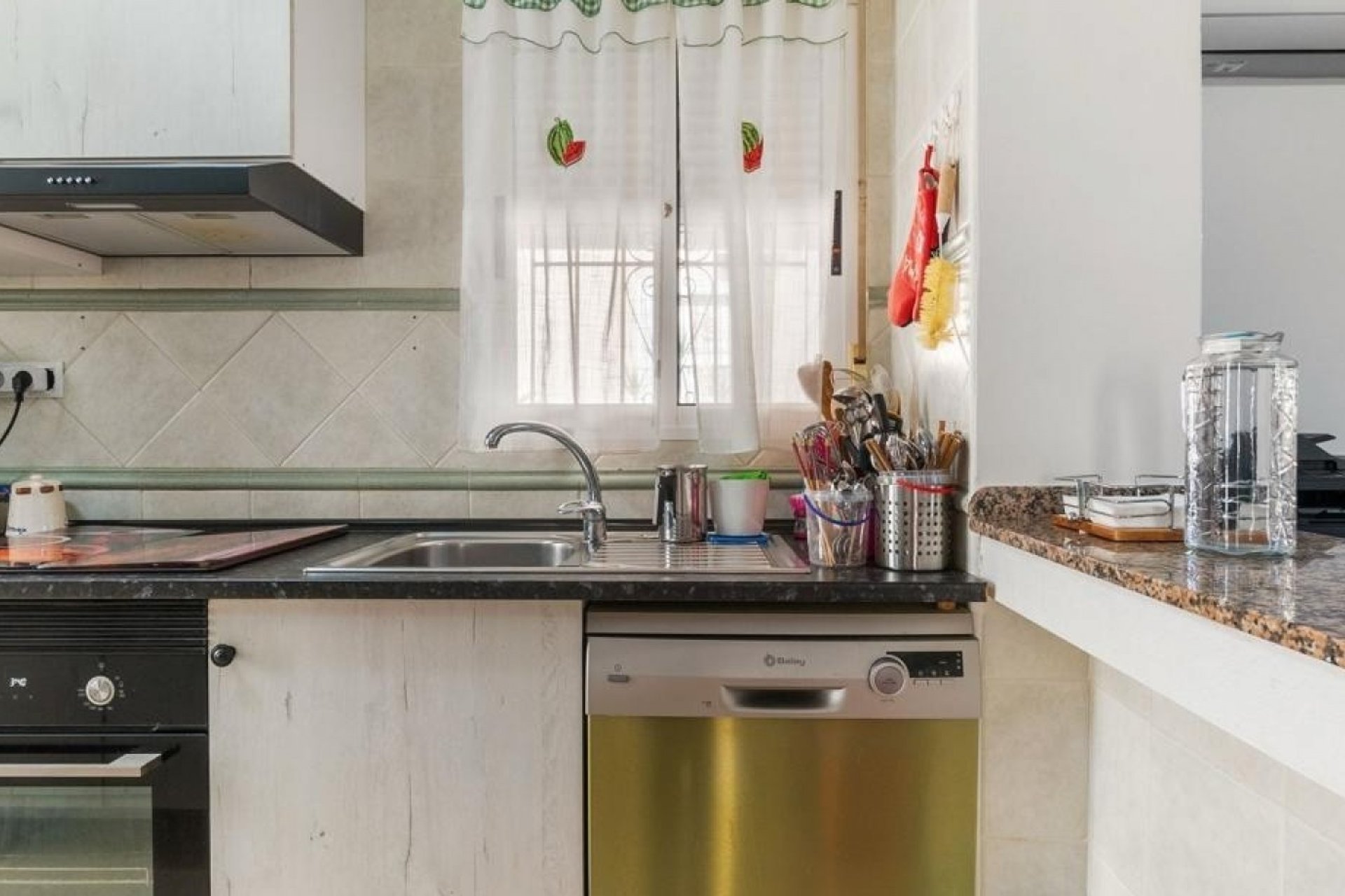 Resale - Villa * - Orihuela Costa * - Villamartín * 