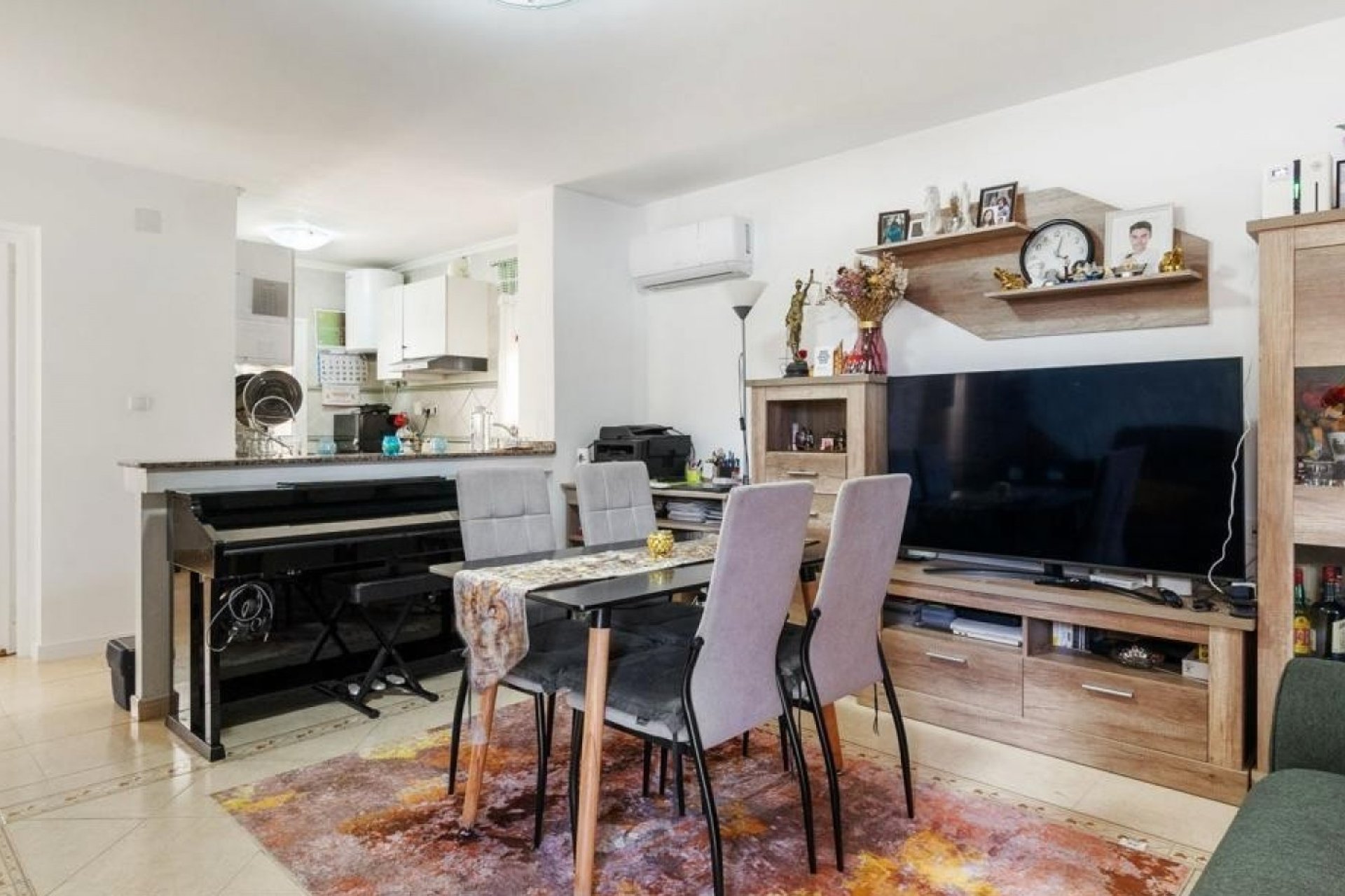 Resale - Villa * - Orihuela Costa * - Villamartín * 