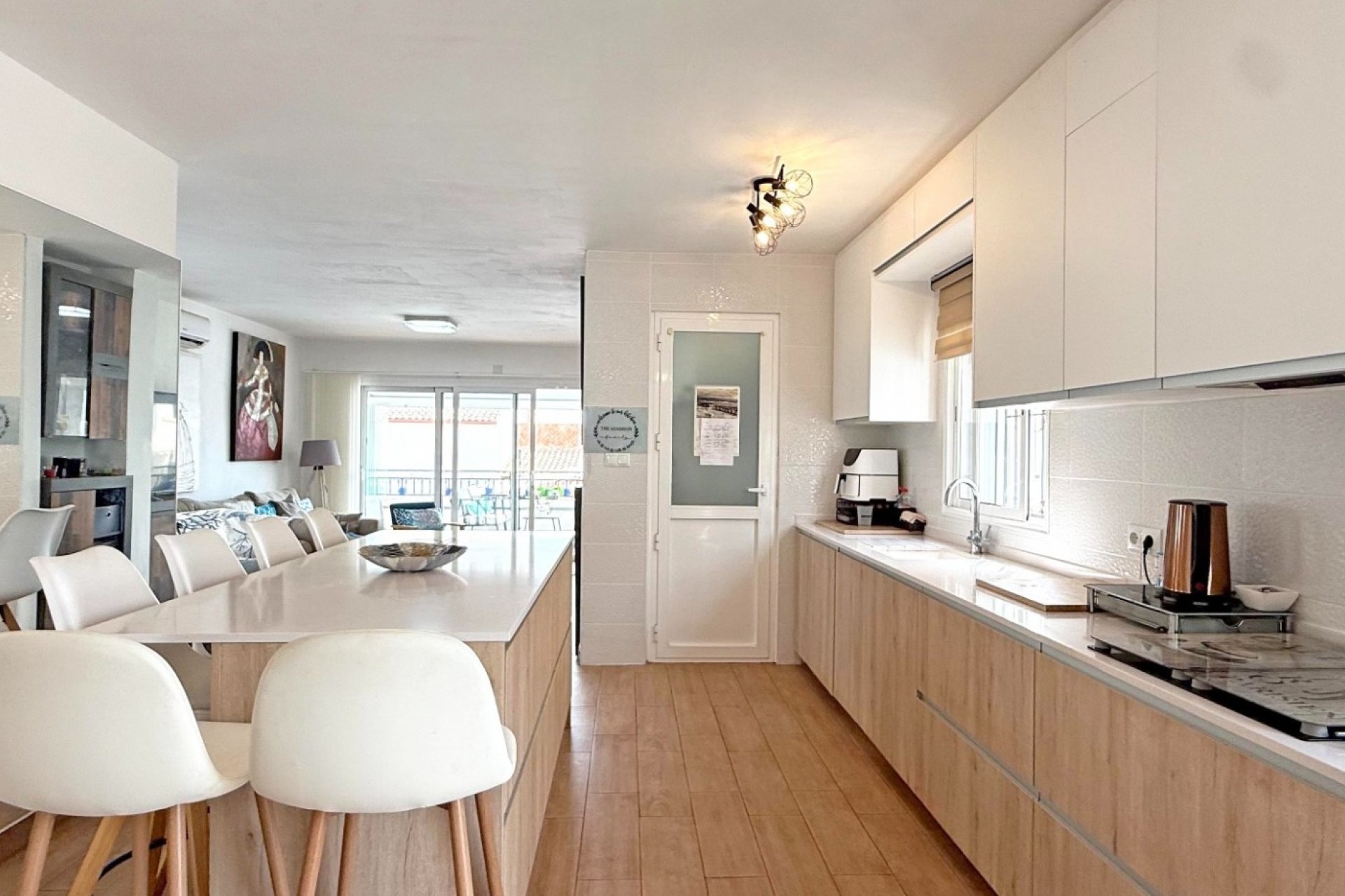 Resale - Villa * - Orihuela Costa * - Villamartín * 